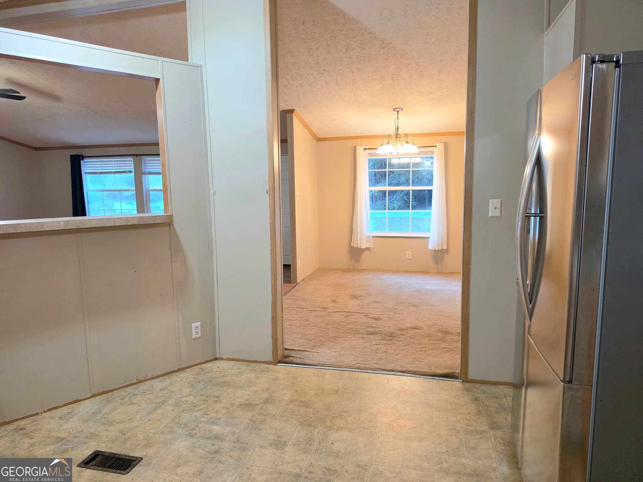 3 bedroom, 2 bathroom, 1,607 sq ft manufactured home,single family residence for sale at 1071 County Road 491, Lafayette, AL 36862 — photo 6