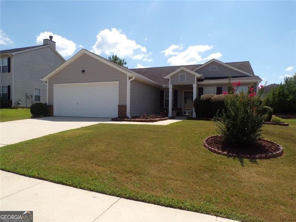 4 bedroom, 2 bathroom, 1,728 sq ft single family residence for rent at 7540 Old Chapel, Atlanta, GA 30349 for $2,050 a month — photo 2