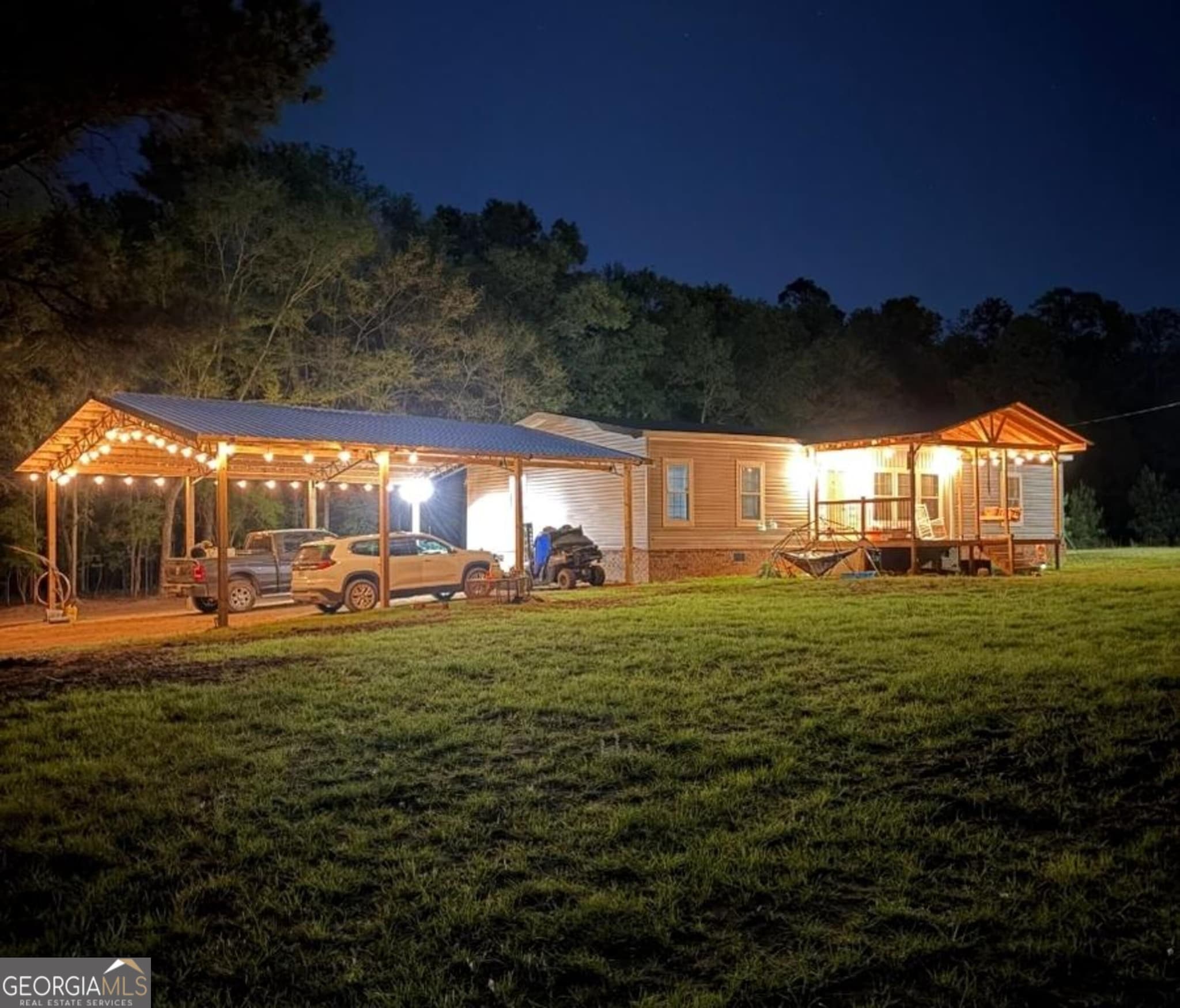 3 bedroom, 2 bathroom, 1,920 sq ft single family residence for sale at 4983 Ga Highway 121, Millen, GA 30442 — photo 1 of 27