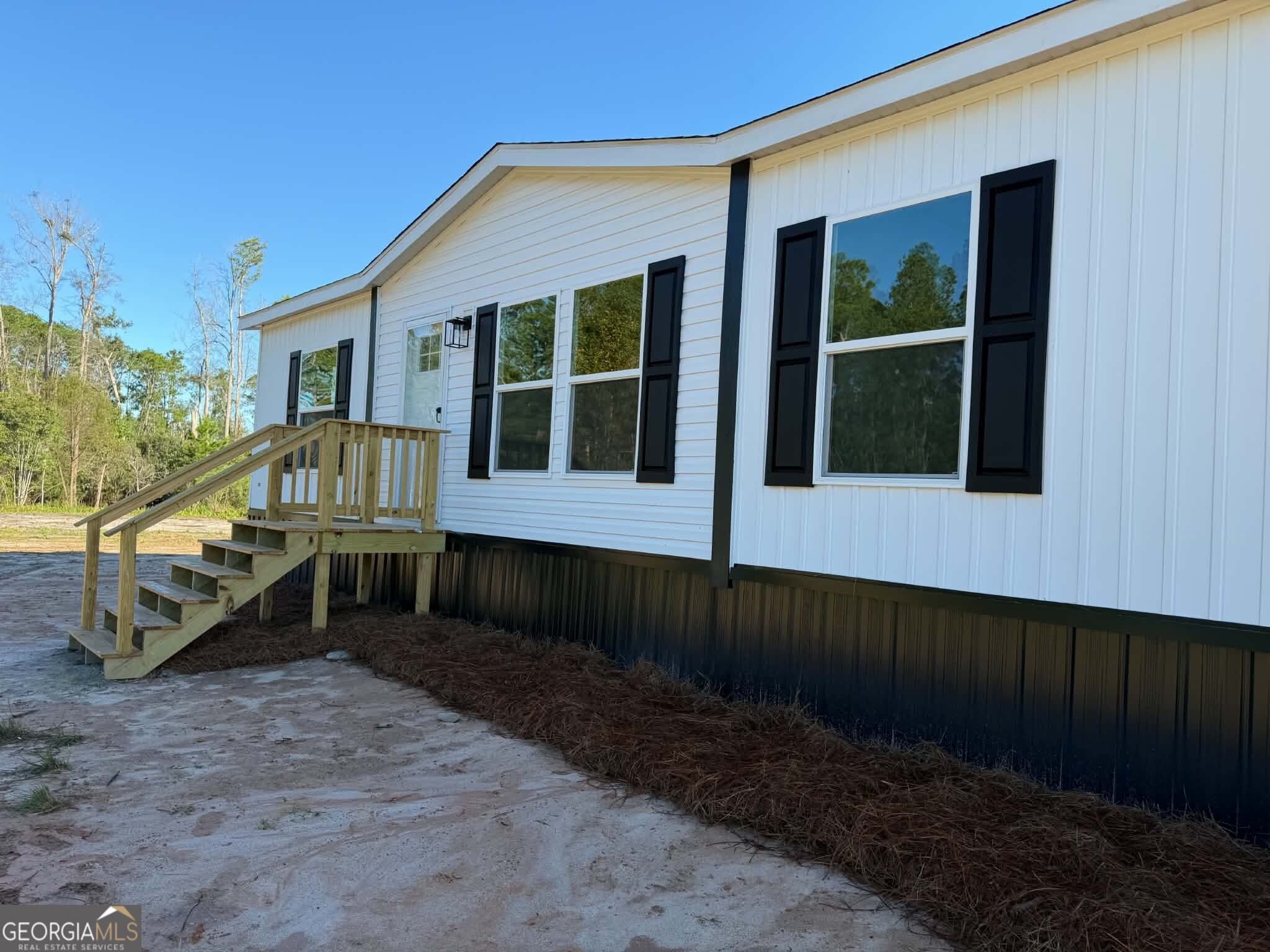 4 bedroom, 2 bathroom, 1,680 sq ft manufactured home,single family residence for sale at 2096 Sellers Road, Baxley, GA 31513 — photo 2