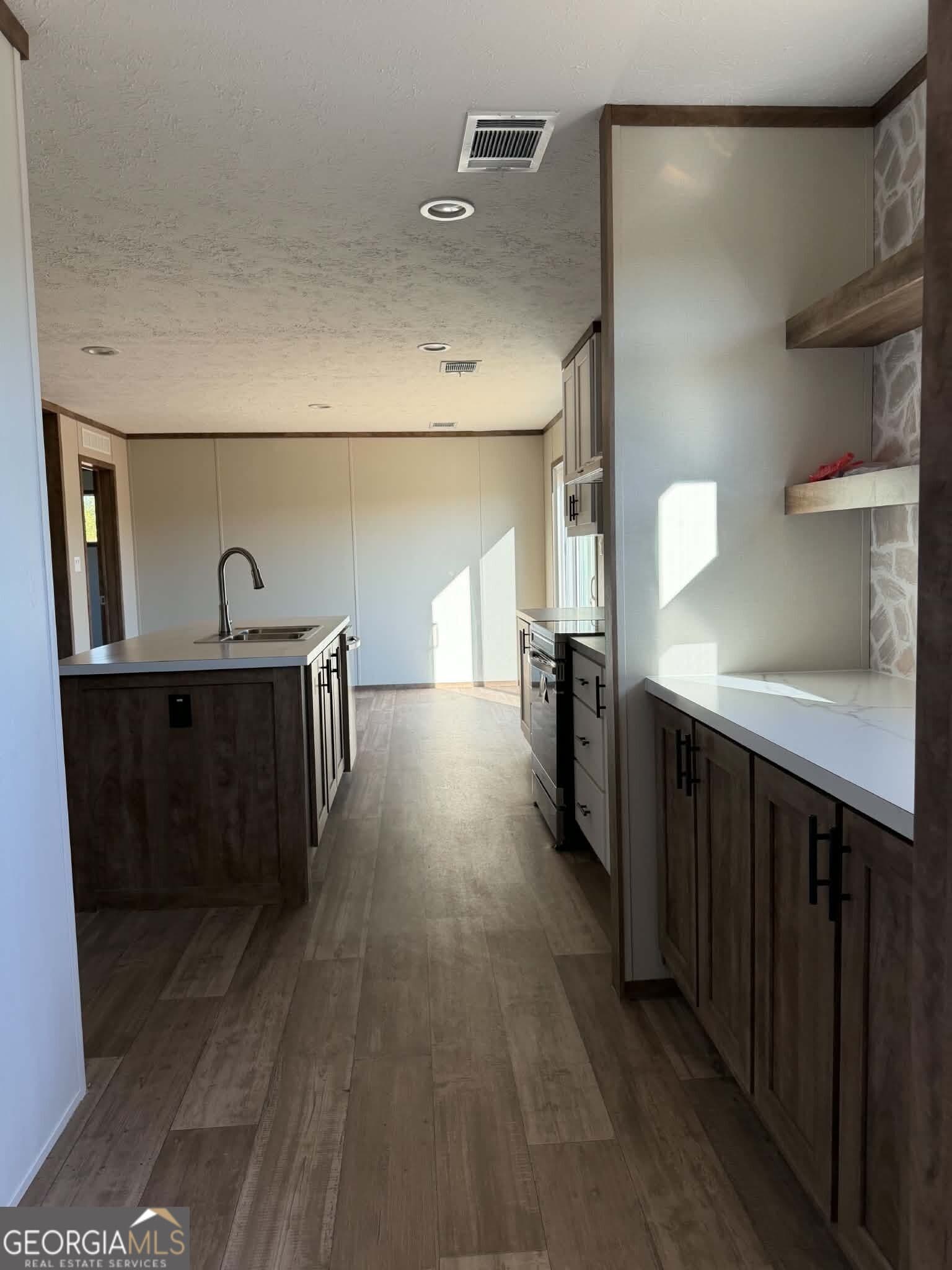 4 bedroom, 2 bathroom, 1,680 sq ft manufactured home,single family residence for sale at 2096 Sellers Road, Baxley, GA 31513 — photo 7