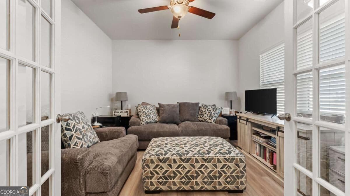 4 bedroom, 2.5 bathroom, 2,230 sq ft single family residence for sale at 51 Bennett Way, Rome, GA 30161 — photo 2
