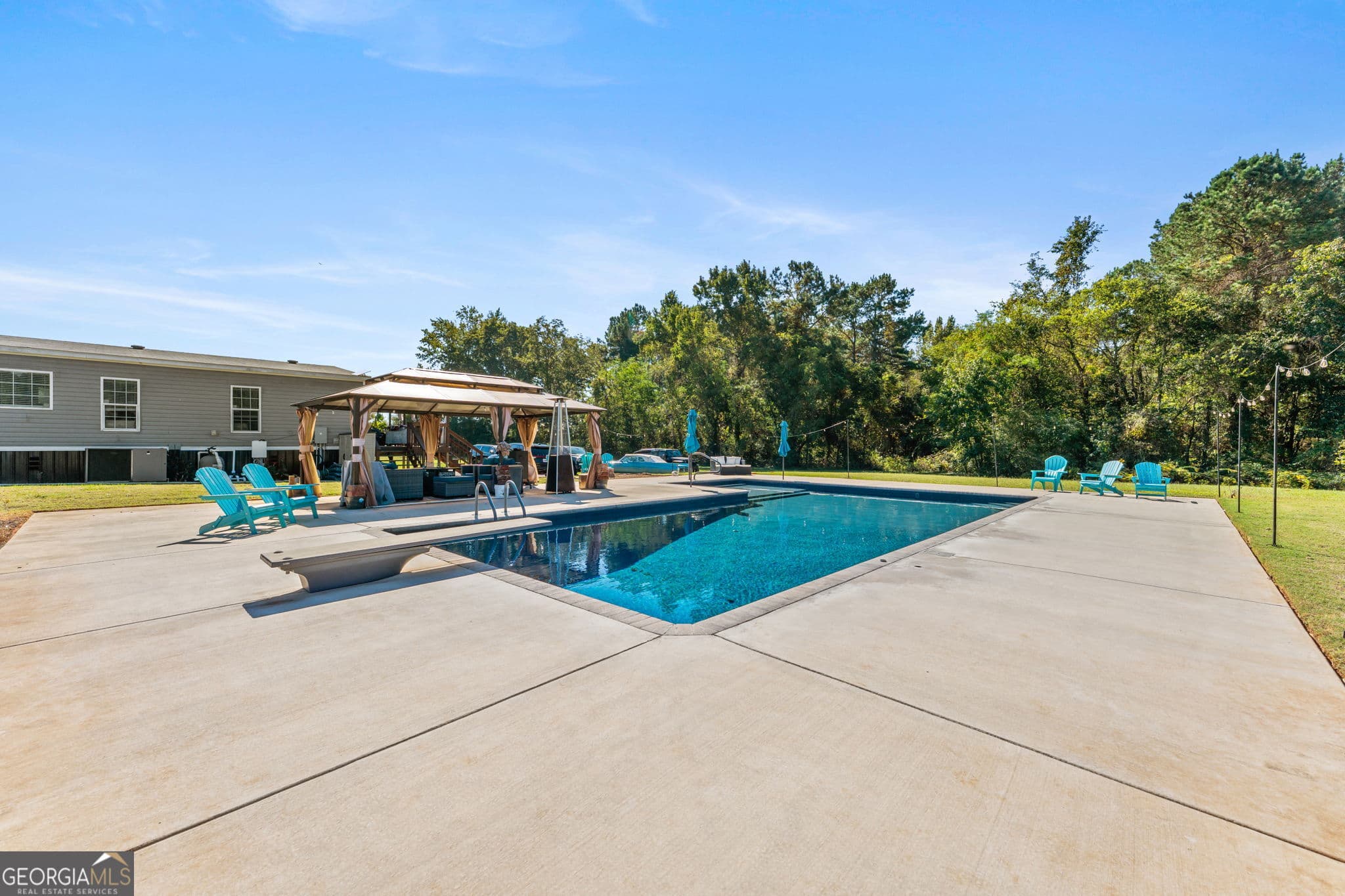 3 bedroom, 2 bathroom, 1,856 sq ft manufactured home,single family residence for sale at 916 E Flournoy Road, Hawkinsville, GA 31036 — photo 4