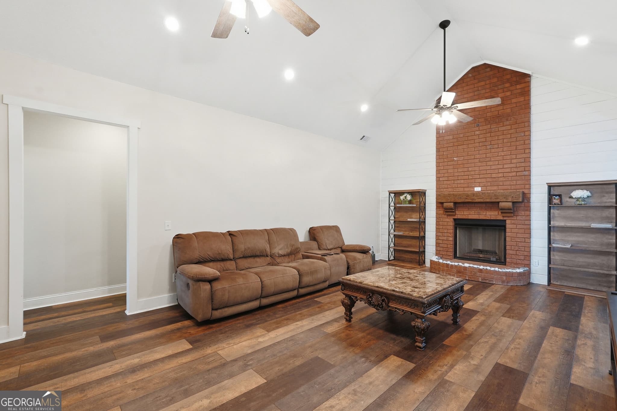 4 bedroom, 3.5 bathroom, 2,707 sq ft single family residence for sale at 1201 E Hampton Drive, Statesboro, GA 30461 — photo 6