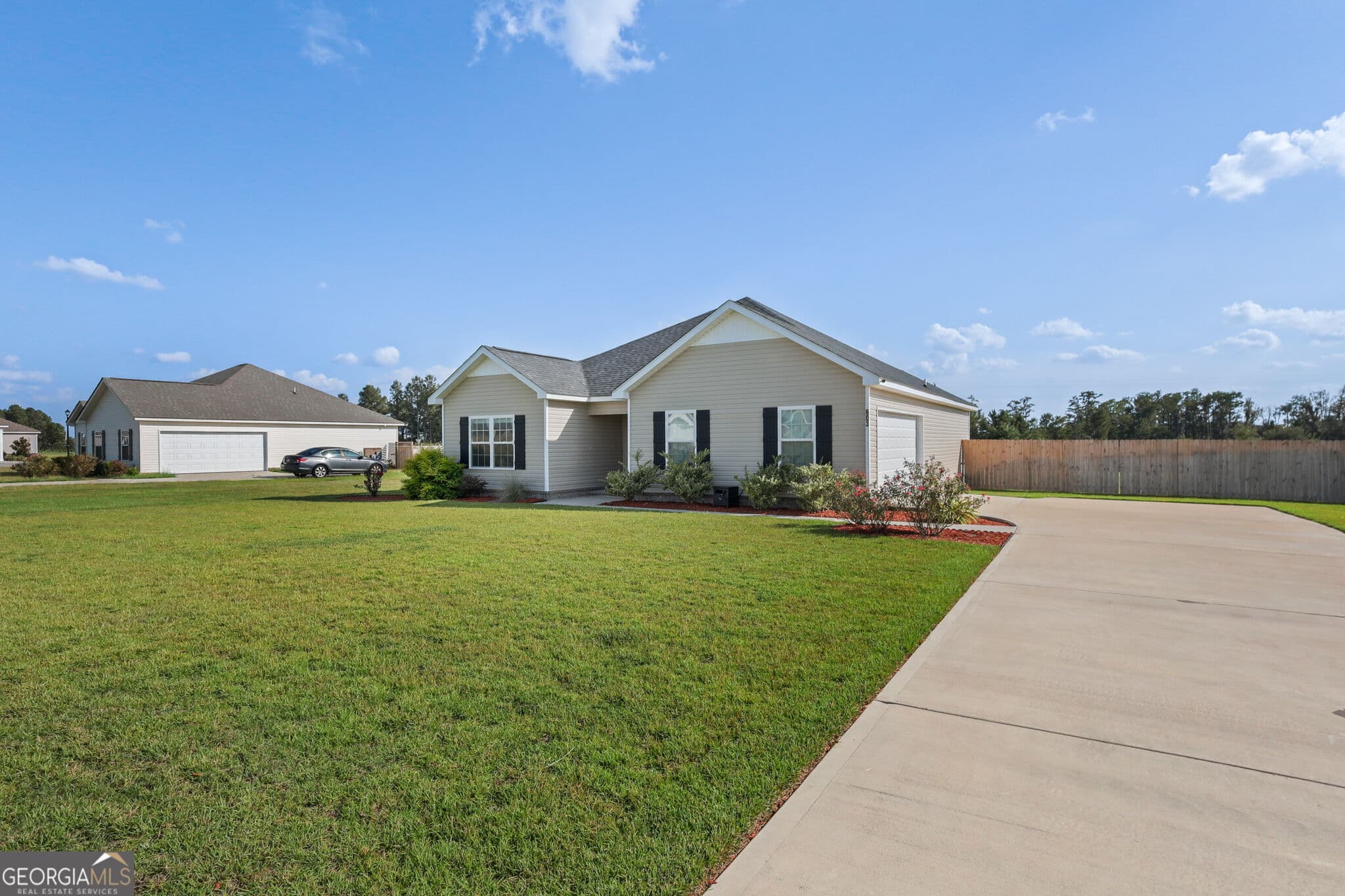 3 bedroom, 2 bathroom, 1,424 sq ft single family residence for sale at 603 Fescue Drive, Statesboro, GA 30458 — photo 6