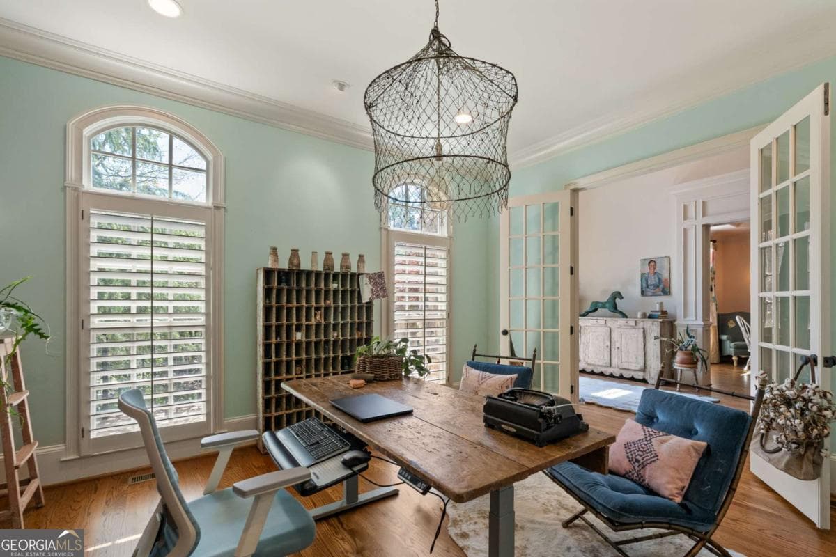 6 bedroom, 5.5 bathroom, 7,834 sq ft single family residence for sale at 3080 Creek Tree Lane, Cumming, GA 30041 — photo 6