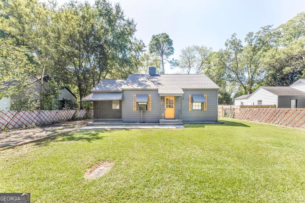 3 bedroom, 2 bathroom, 939 sq ft single family residence for sale at 520 VILLA ESTA Circle, Macon, GA 31206 — photo 10