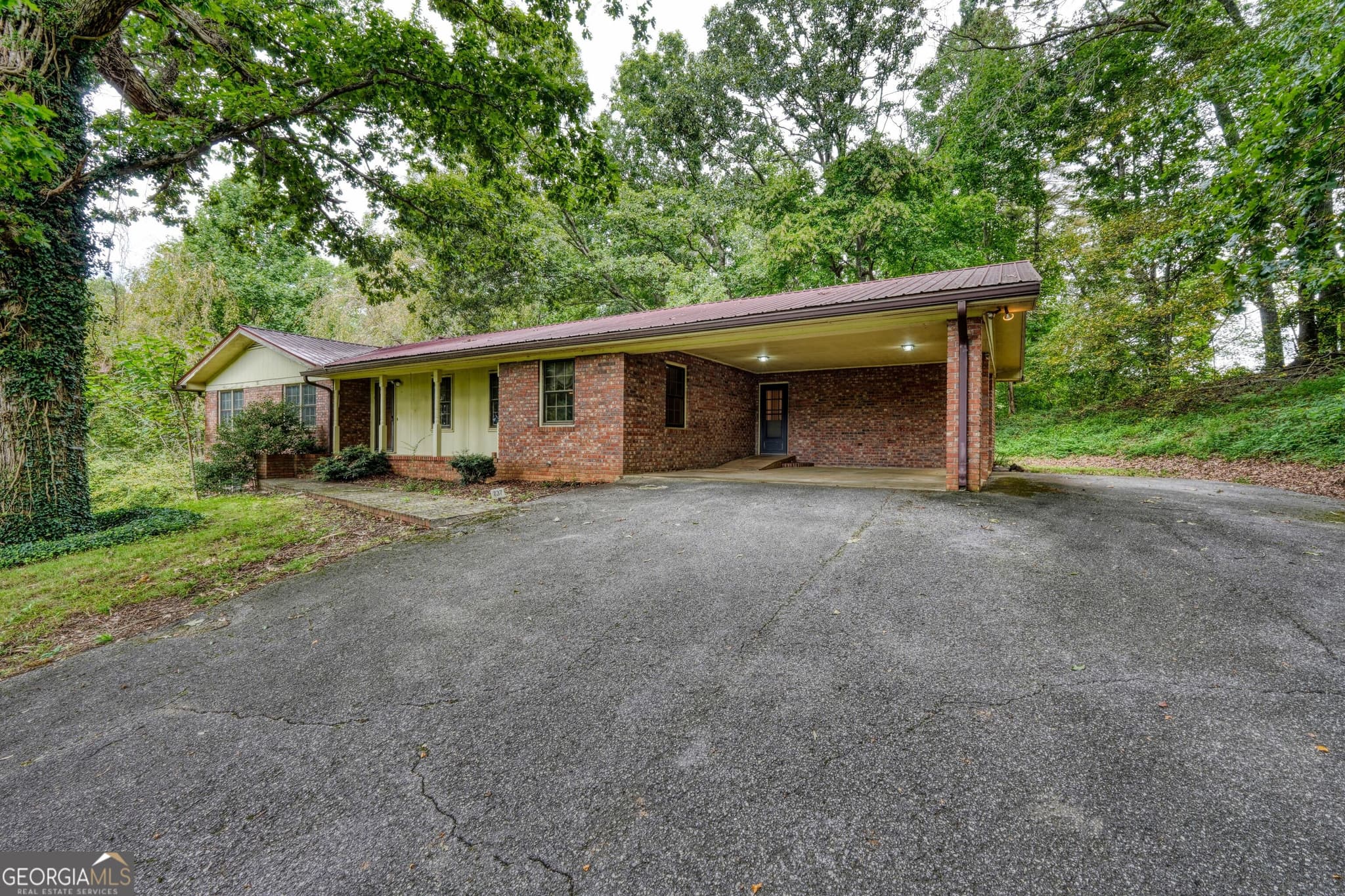 3 bedroom, 2 bathroom single family residence for sale at 727 Bell Creek Road, Hiawassee, GA 30546