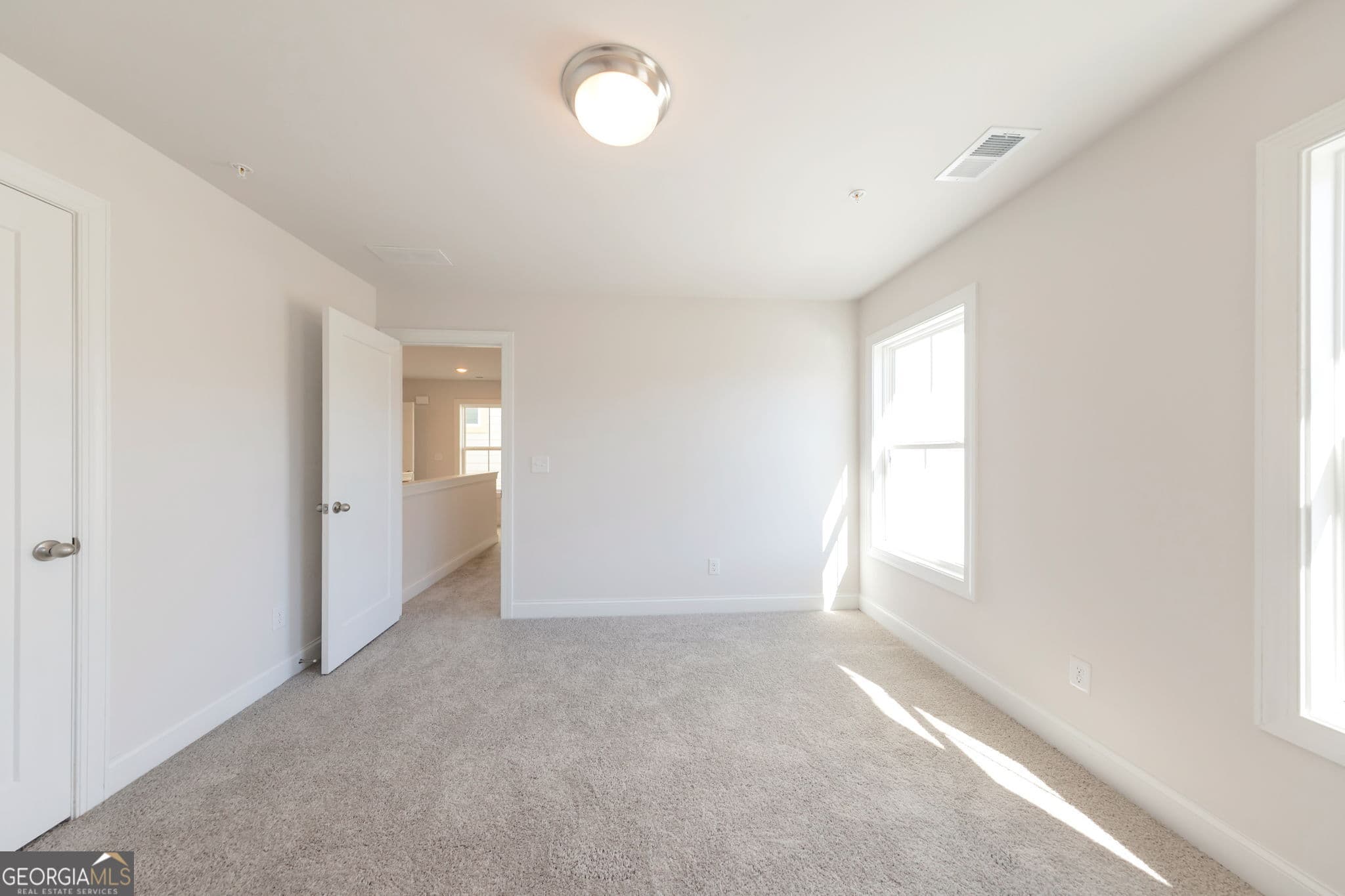 3 bedroom, 2.5 bathroom, 2,025 sq ft single family residence for sale at 1644 Crestcreek Court, Marietta, GA 30008 — photo 10