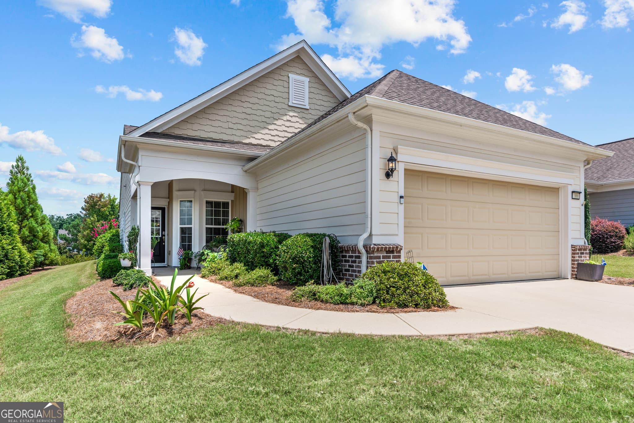 3 bedroom, 2 bathroom, 1,504 sq ft single family residence for sale at 1000 Chickasaw Chief Place, Greensboro, GA 30642 — photo 4