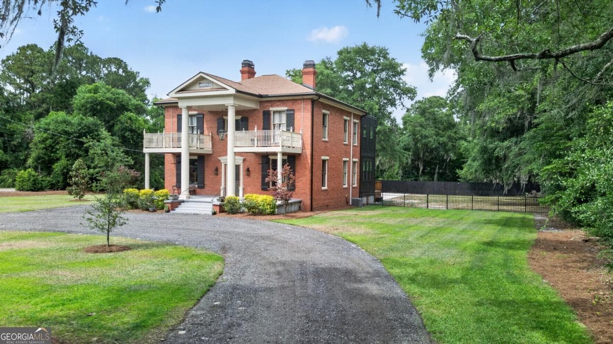 5 bedroom, 3.5 bathroom, 4,452 sq ft single family residence for sale at 503 N Ash Street, Springfield, GA 31329