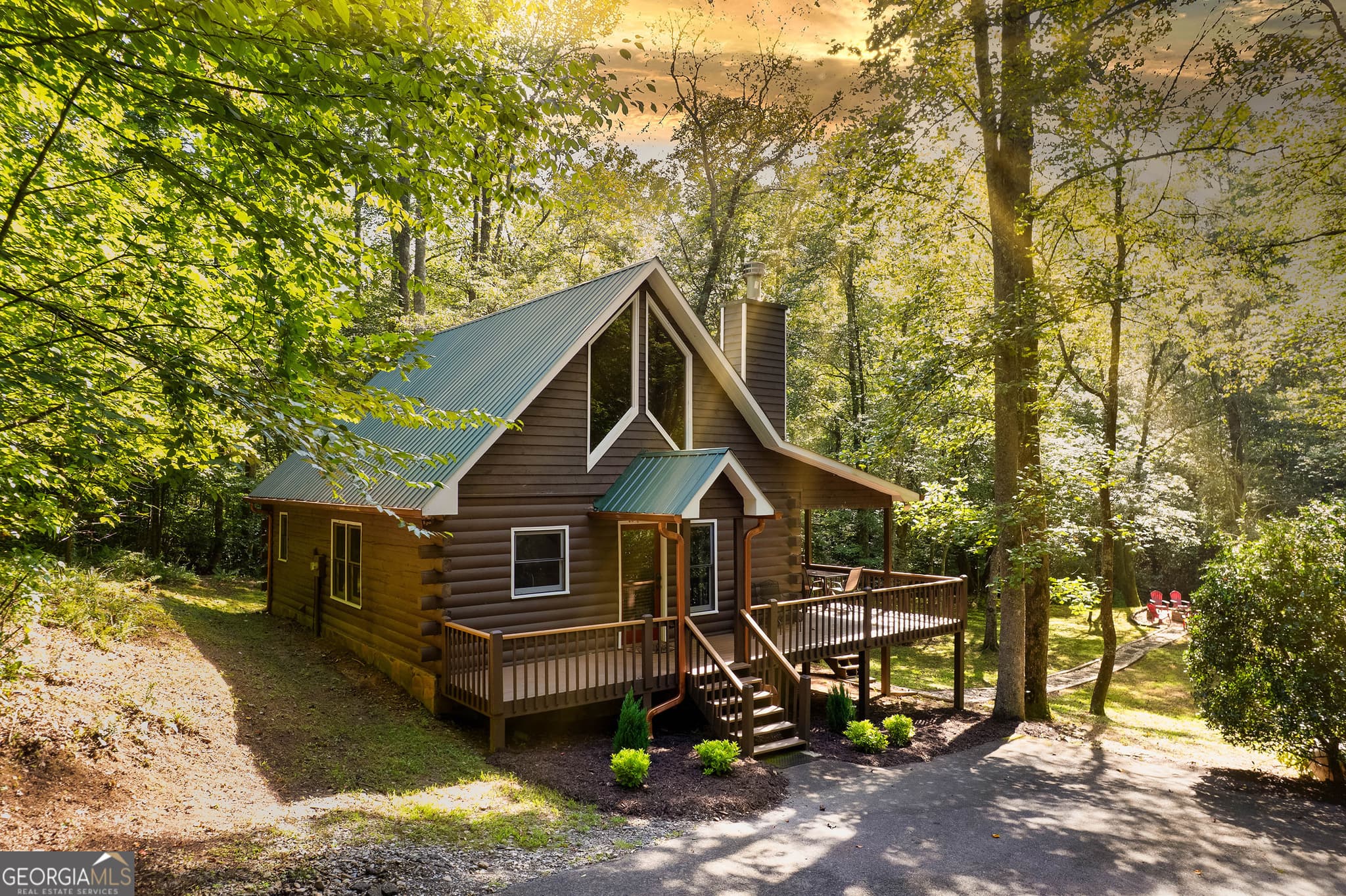 2 bedroom, 2 bathroom, 1,152 sq ft cabin,single family residence sold at 38 Forest Lane, Blue Ridge, GA 30513