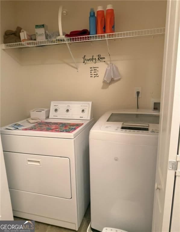 3 bedroom, 2.5 bathroom, 1,252 sq ft townhouse for sale at 1727 Old Dogwood, Jonesboro, GA 30238 — photo 6