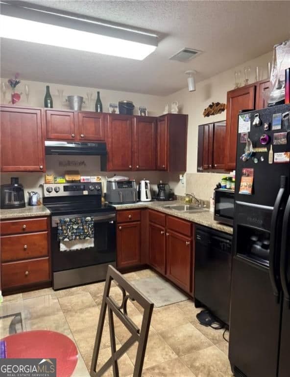 3 bedroom, 2.5 bathroom, 1,252 sq ft townhouse for sale at 1727 Old Dogwood, Jonesboro, GA 30238 — photo 3