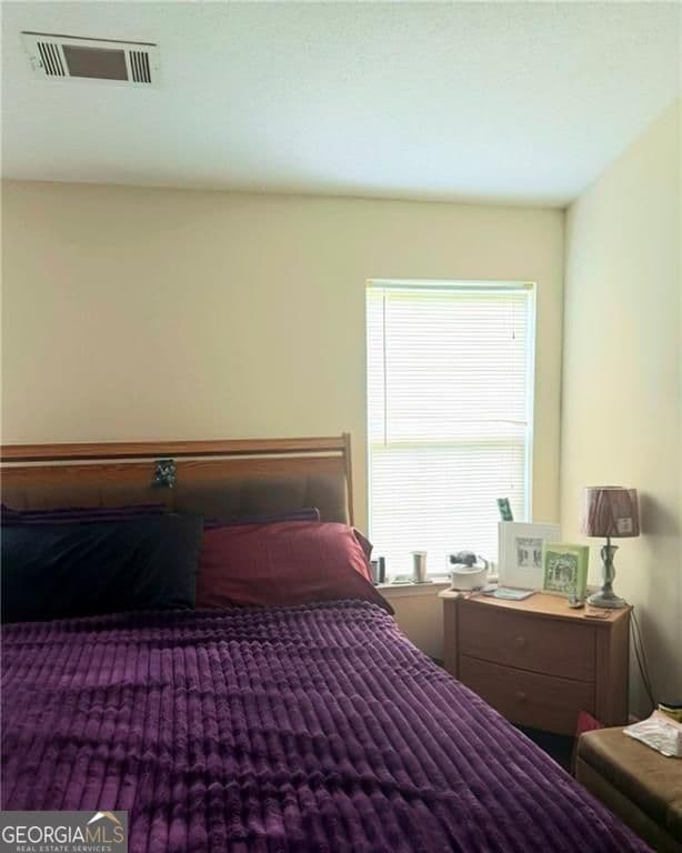 3 bedroom, 2.5 bathroom, 1,252 sq ft townhouse for sale at 1727 Old Dogwood, Jonesboro, GA 30238 — photo 5