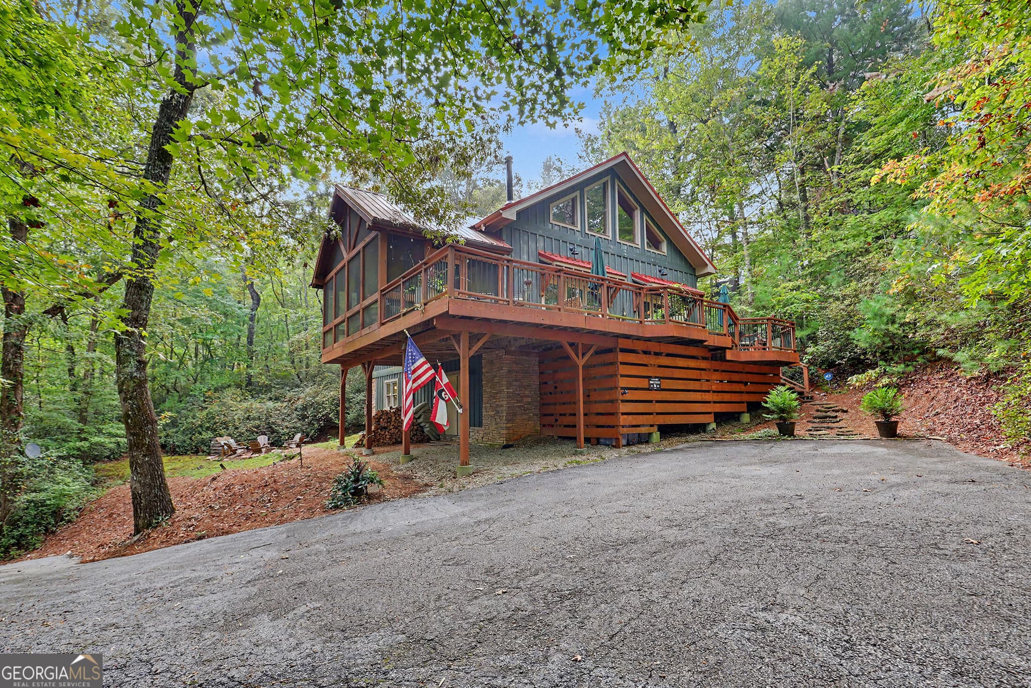 4 bedroom, 3 bathroom, 2,944 sq ft cabin,single family residence for sale at 79 Beachside Lane, Lakemont, GA 30552