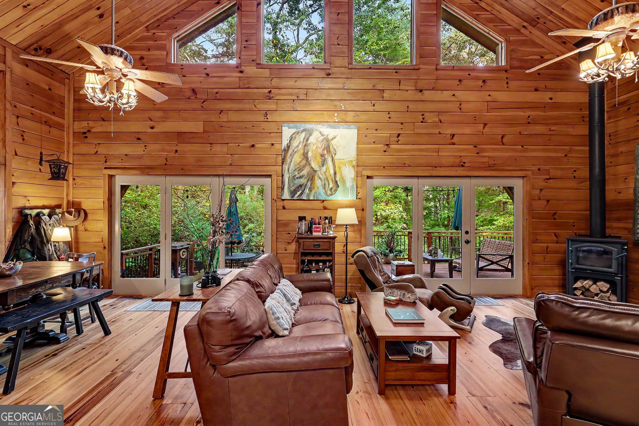 4 bedroom, 3 bathroom, 2,944 sq ft cabin,single family residence for sale at 79 Beachside Lane, Lakemont, GA 30552 — photo 10