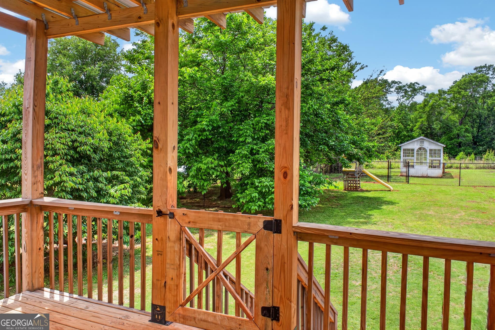 4 bedroom, 3 bathroom, 2,026 sq ft single family residence for sale at 9 Ferry Crossing Drive, Rome, GA 30161 — photo 7