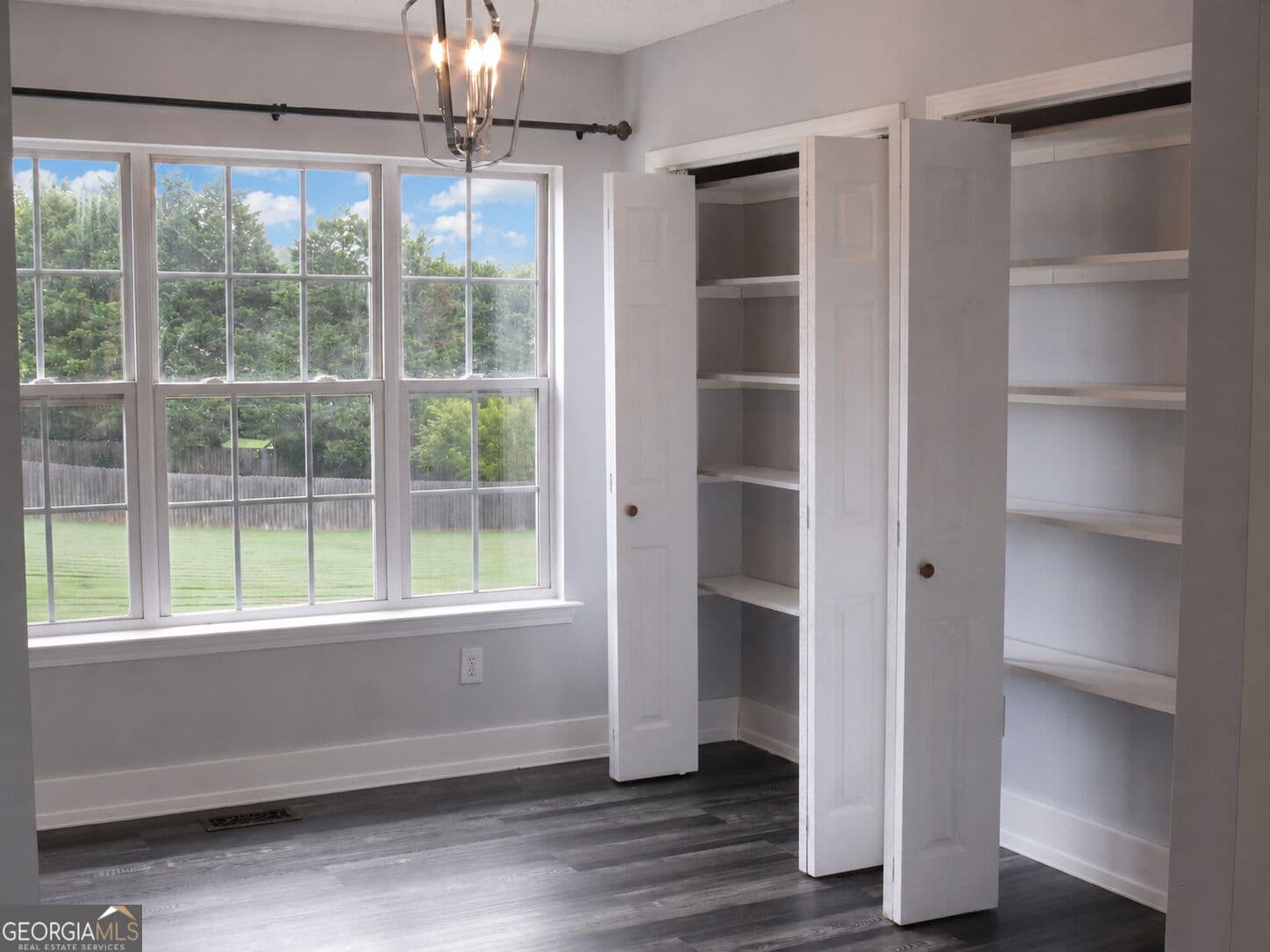 4 bedroom, 3 bathroom, 2,026 sq ft single family residence for sale at 9 Ferry Crossing Drive, Rome, GA 30161 — photo 5