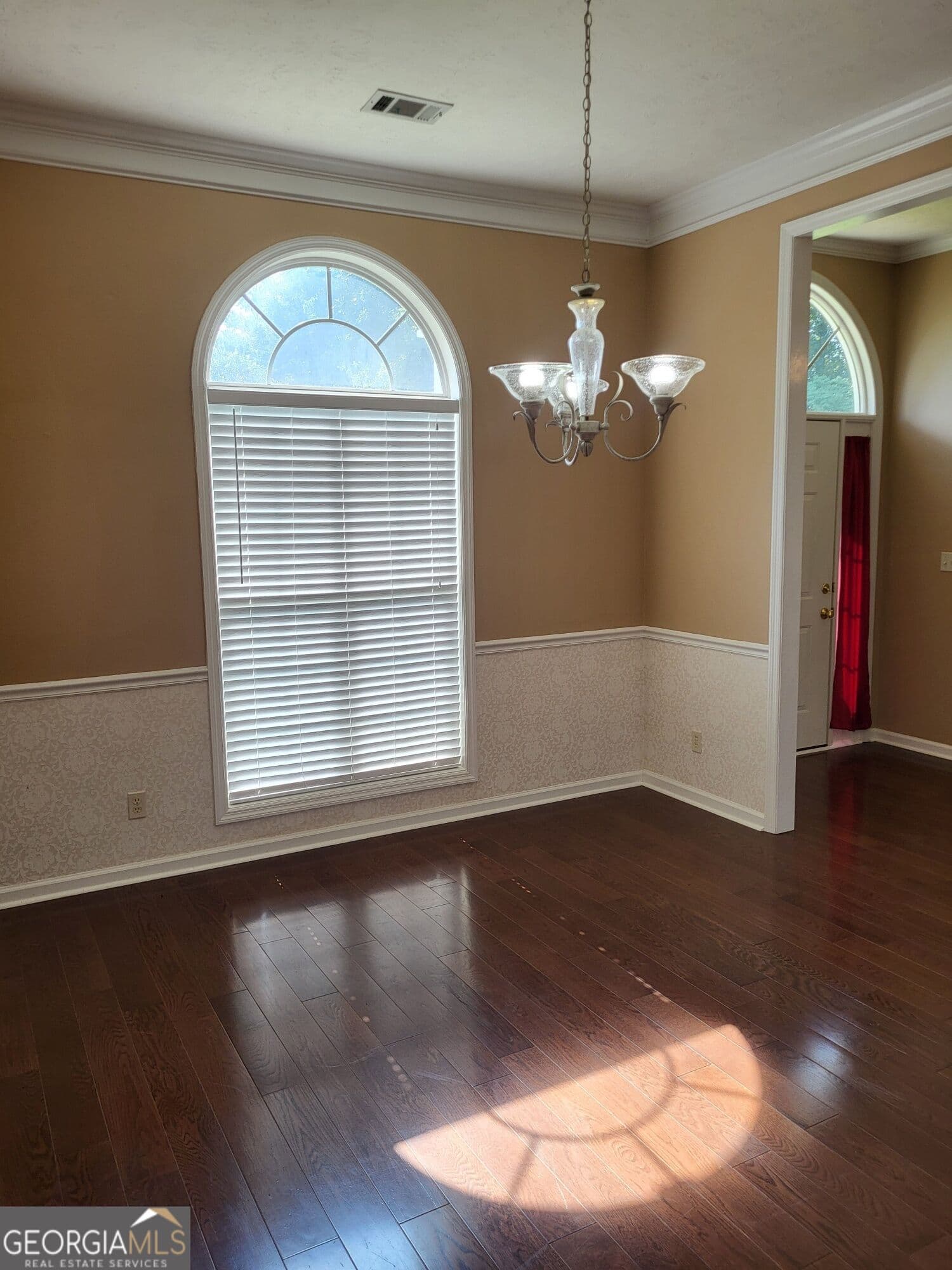 3 bedroom, 2 bathroom, 1,938 sq ft single family residence for sale at 2415 Lismore Drive, Valley, AL 36854 — photo 10