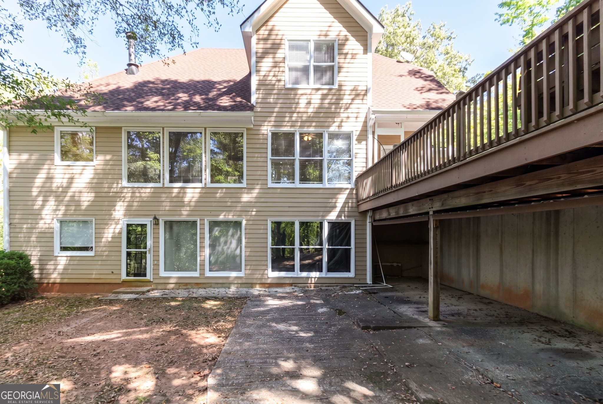 4 bedroom, 3.5 bathroom, 3,827 sq ft single family residence for sale at 1320 Barnett Ridge, Athens, GA 30605 — photo 3