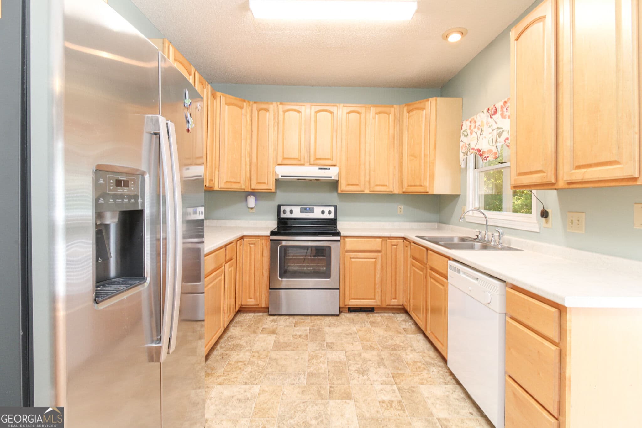 4 bedroom, 3.5 bathroom, 3,827 sq ft single family residence for sale at 1320 Barnett Ridge, Athens, GA 30605 — photo 9