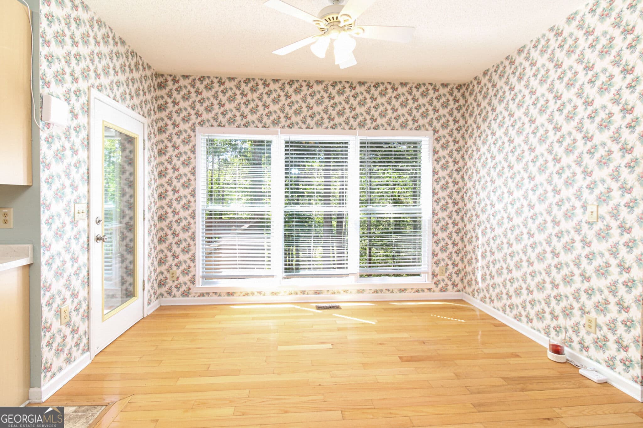 4 bedroom, 3.5 bathroom, 3,827 sq ft single family residence for sale at 1320 Barnett Ridge, Athens, GA 30605 — photo 8