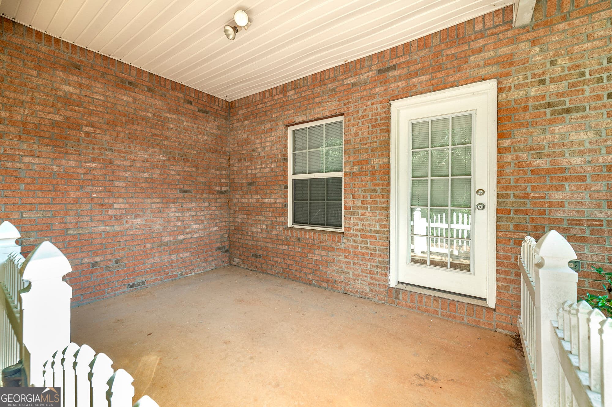 4 bedroom, 3 bathroom, 1,775 sq ft single family residence for sale at 140 Astilbe Meadow Drive, Locust Grove, GA 30248 — photo 6