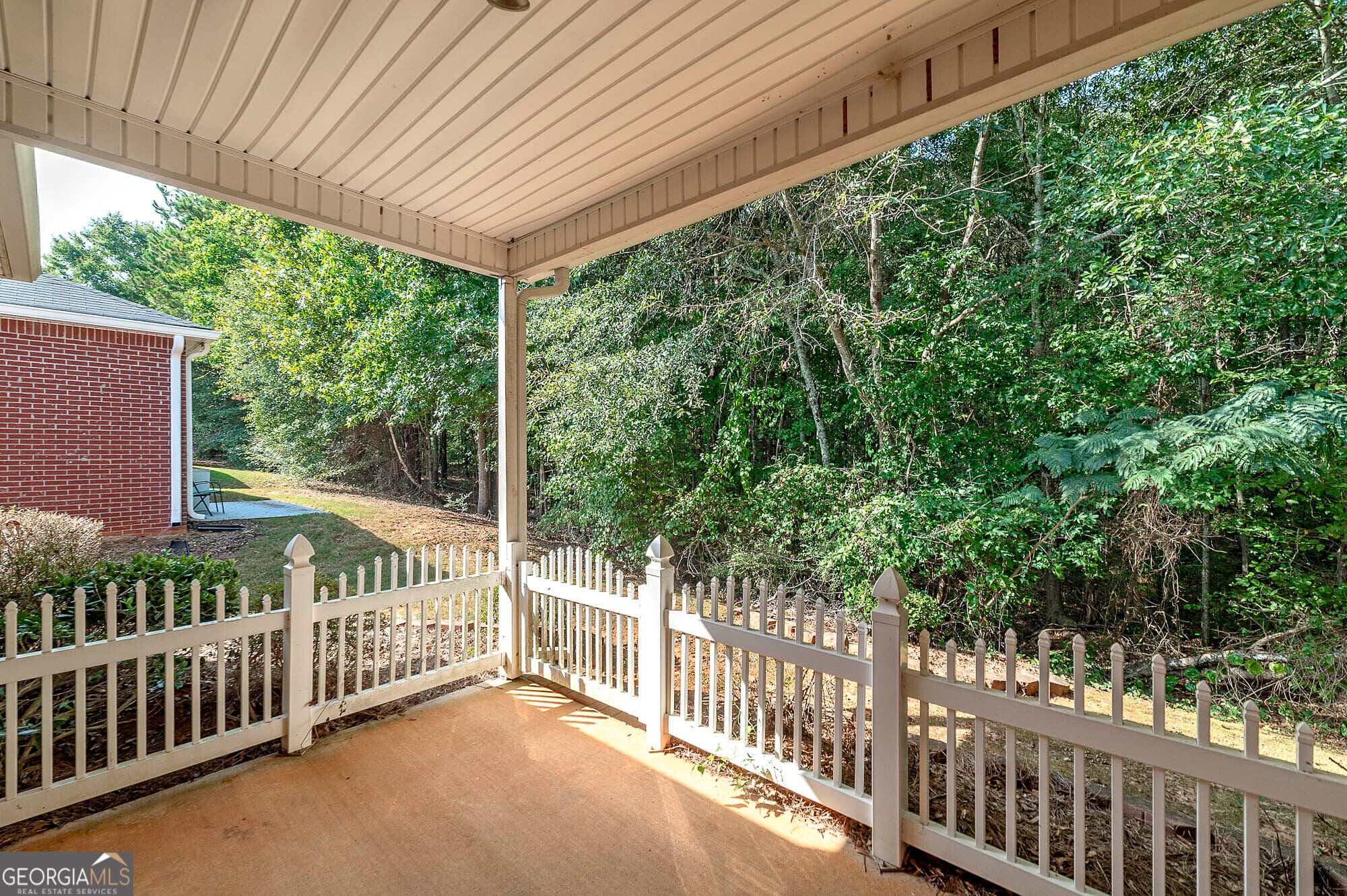 4 bedroom, 3 bathroom, 1,775 sq ft single family residence for sale at 140 Astilbe Meadow Drive, Locust Grove, GA 30248 — photo 7