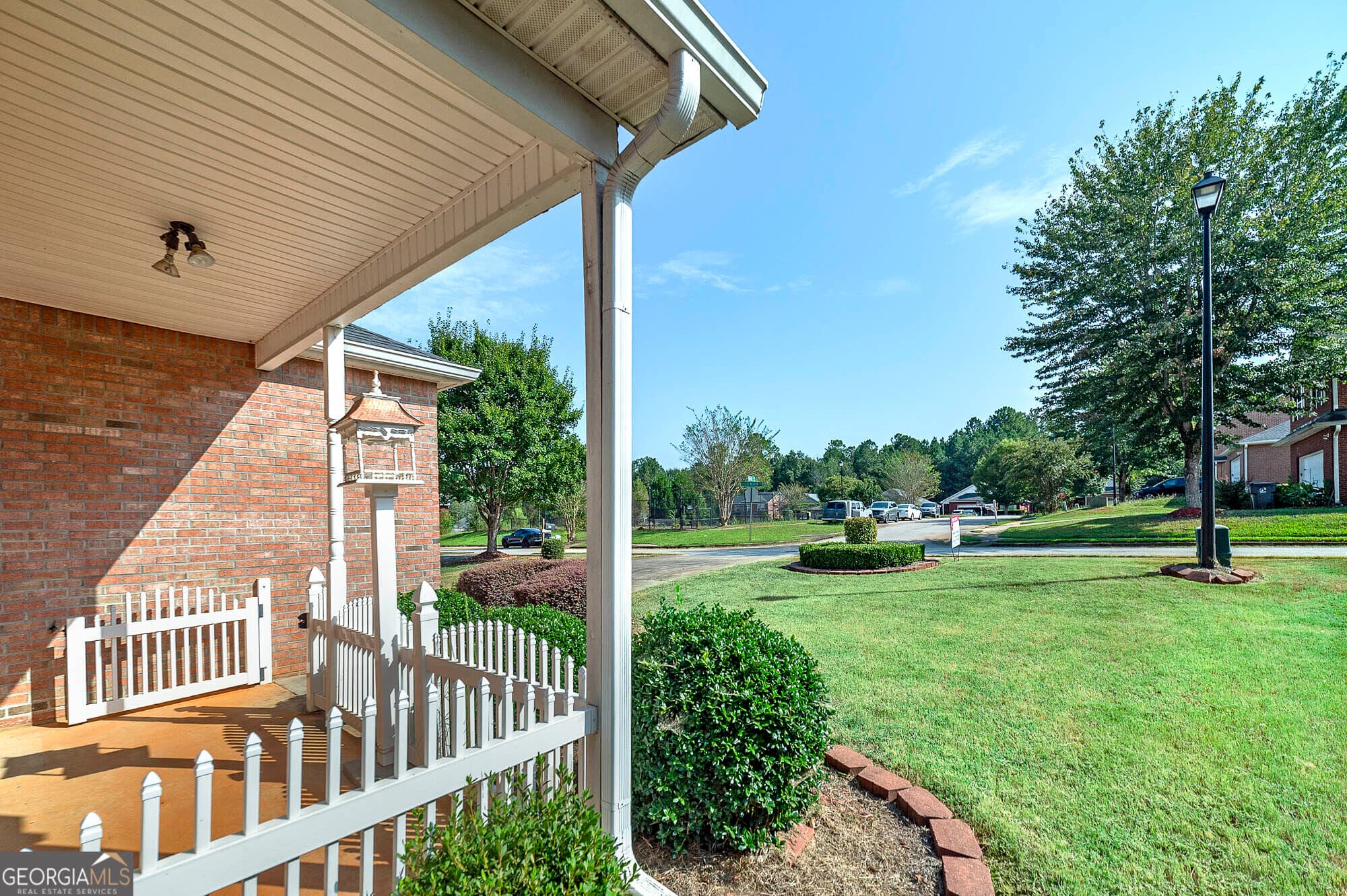 4 bedroom, 3 bathroom, 1,775 sq ft single family residence for sale at 140 Astilbe Meadow Drive, Locust Grove, GA 30248 — photo 8