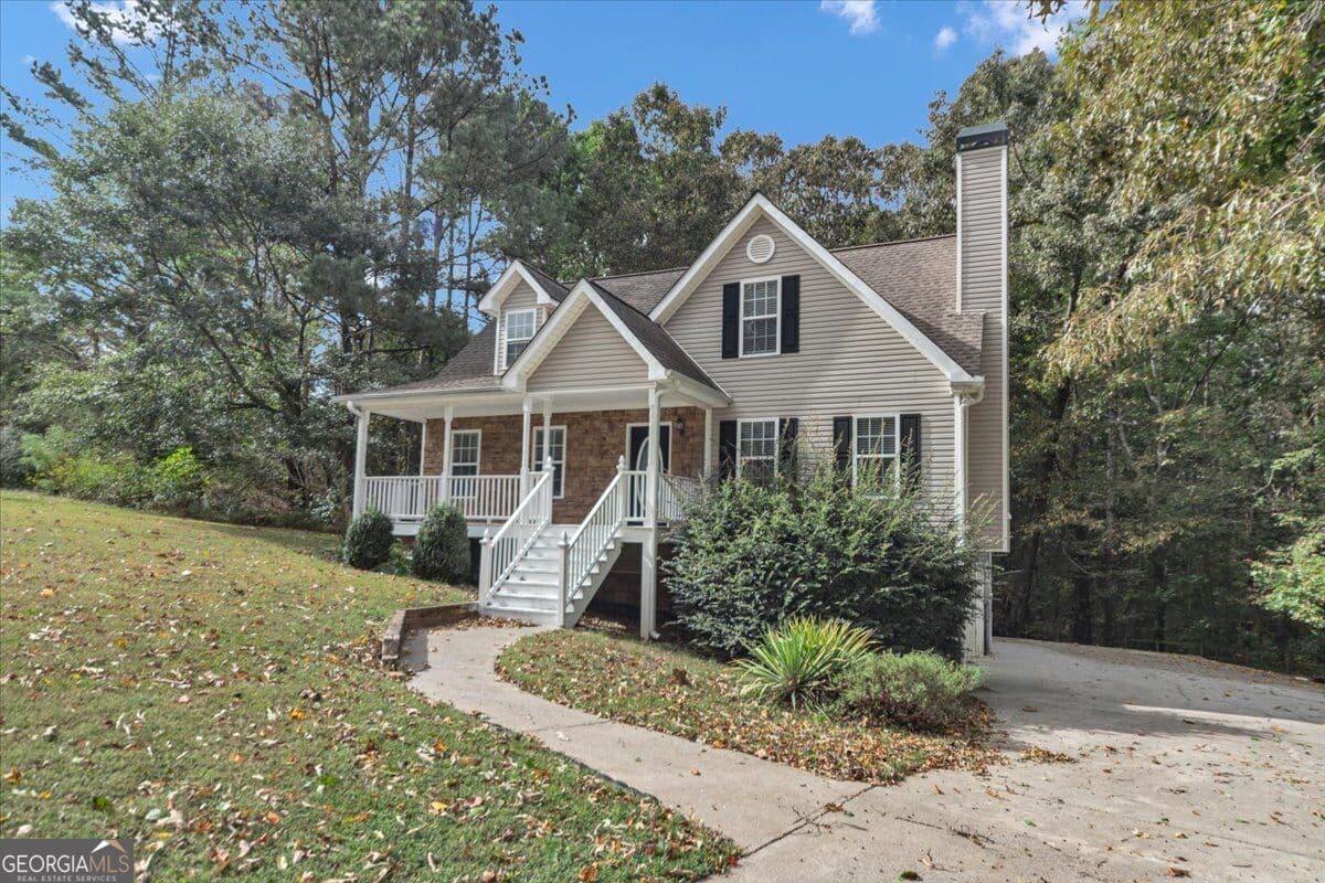3 bedroom, 2.5 bathroom, 1,716 sq ft single family residence for sale at 201 Brick Mill Drive, Canton, GA 30115 — photo 2