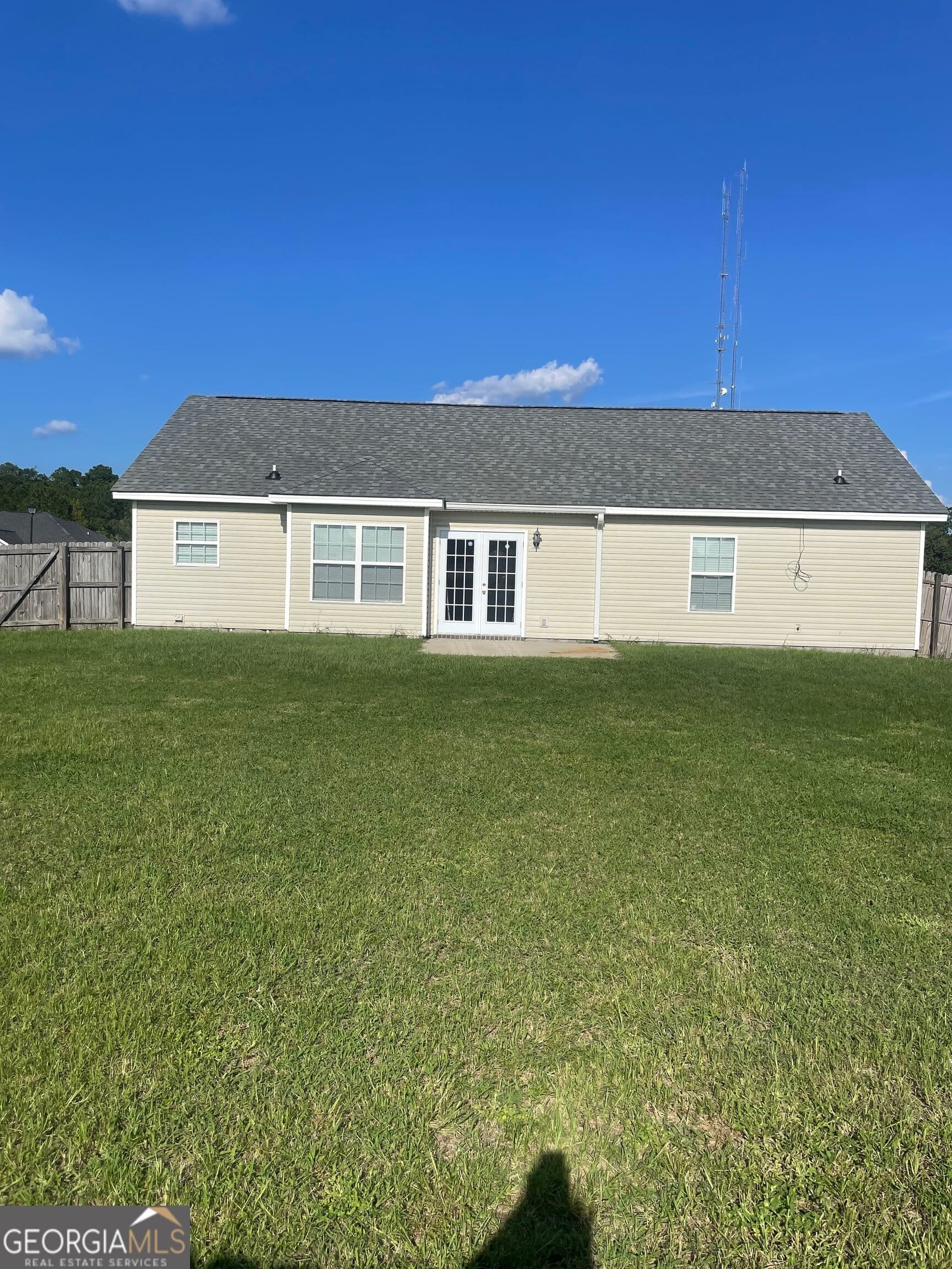 3 bedroom, 2 bathroom, 1,261 sq ft single family residence for sale at 9054 Whispering Pines Boulevard, Statesboro, GA 30458 — photo 2