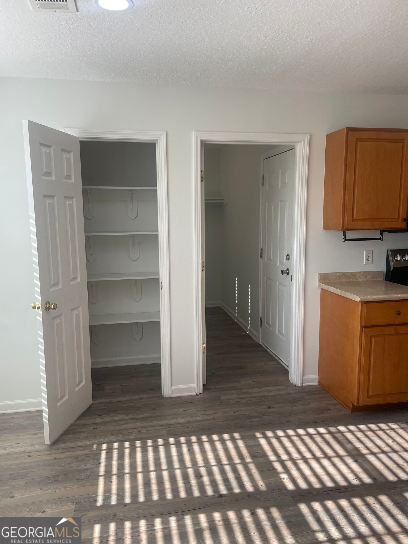 3 bedroom, 2 bathroom, 1,261 sq ft single family residence for sale at 9054 Whispering Pines Boulevard, Statesboro, GA 30458 — photo 6