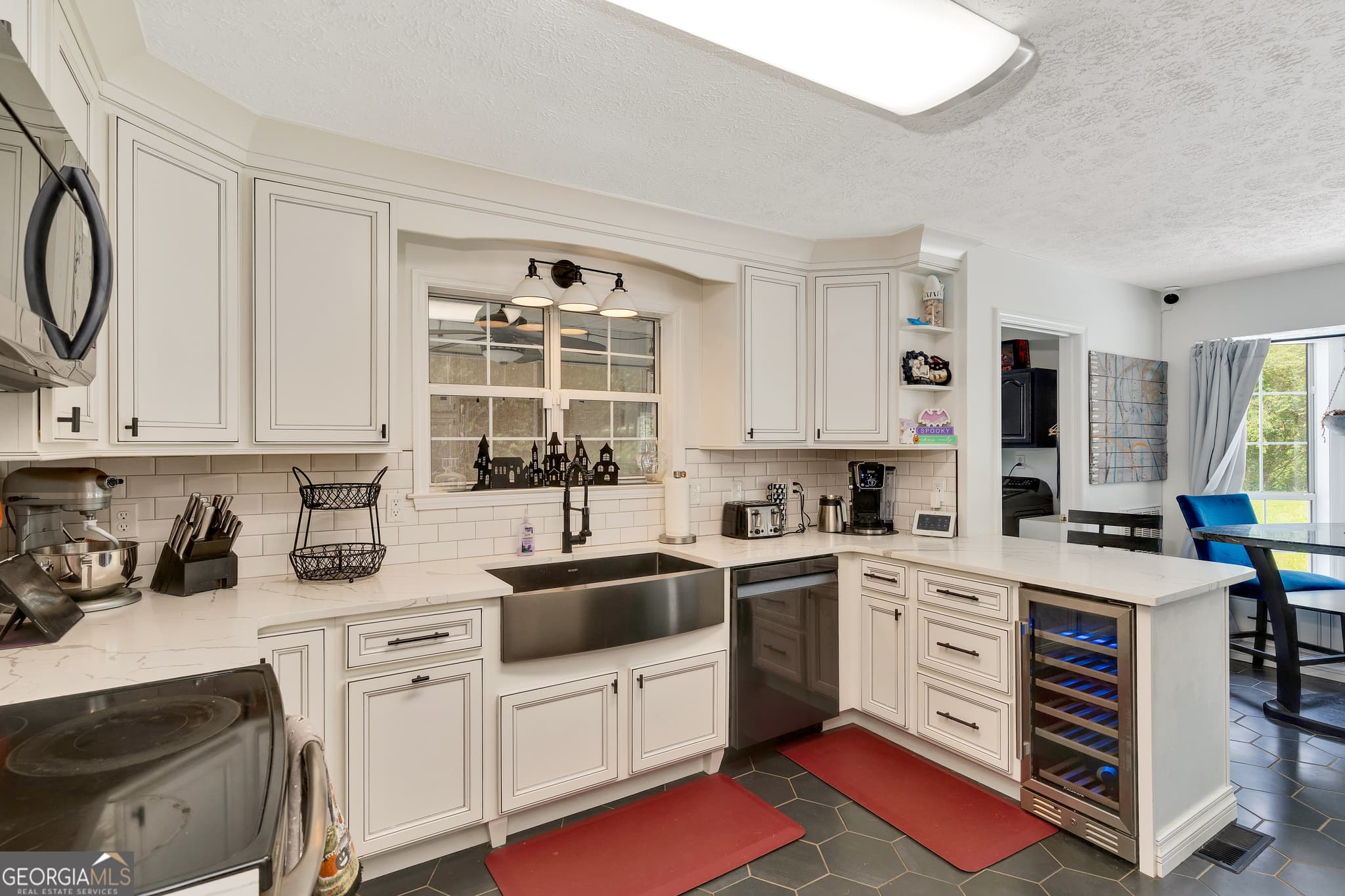 3 bedroom, 2.5 bathroom, 2,250 sq ft single family residence for sale at 14981 Alabama Highway, Rock Spring, GA 30739 — photo 8