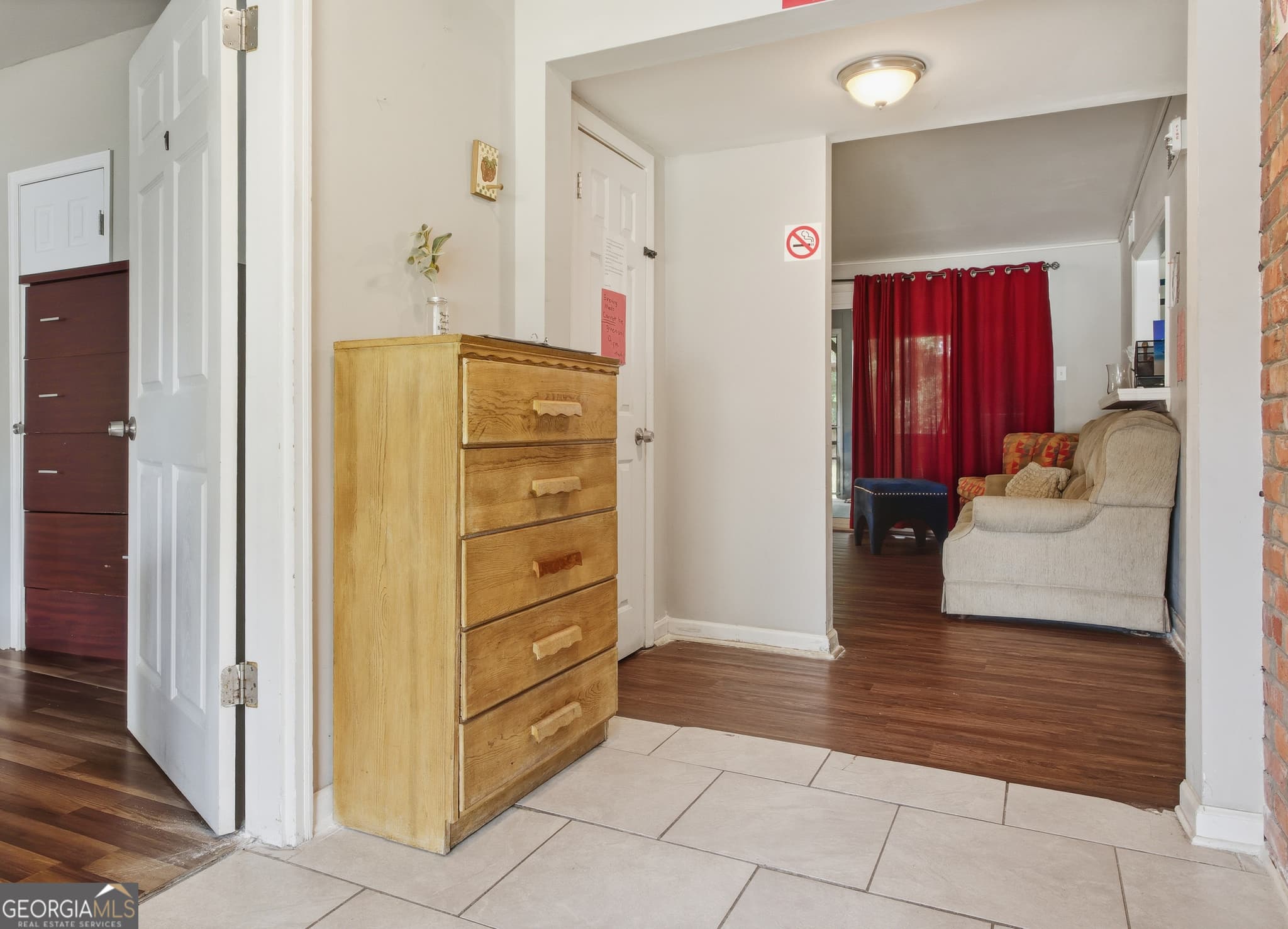 4 bedroom, 3 bathroom, 2,072 sq ft mixed use for sale at 213 Chippewa Drive, Savannah, GA 31406 — photo 6