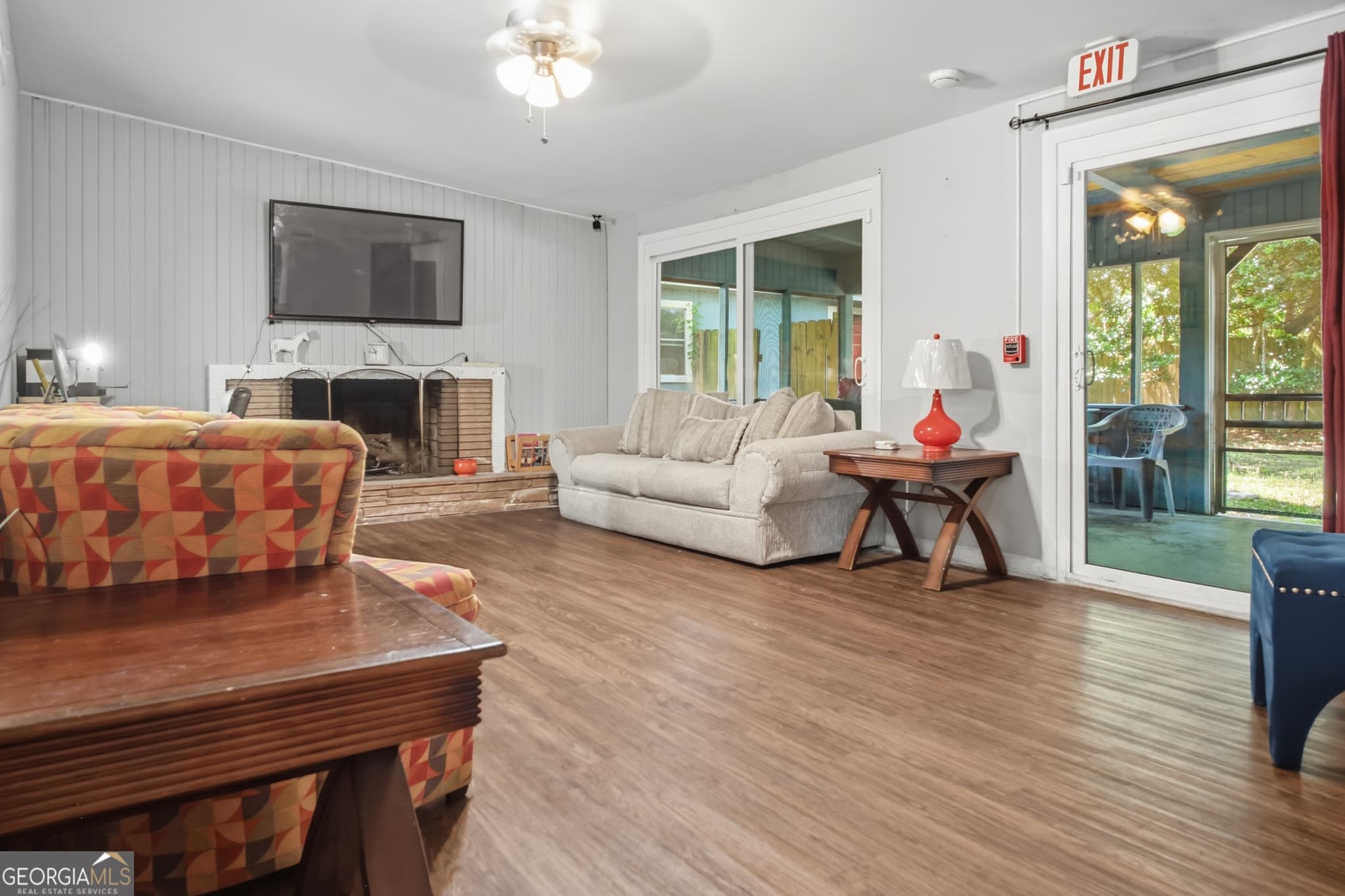 4 bedroom, 3 bathroom, 2,072 sq ft mixed use for sale at 213 Chippewa Drive, Savannah, GA 31406 — photo 10