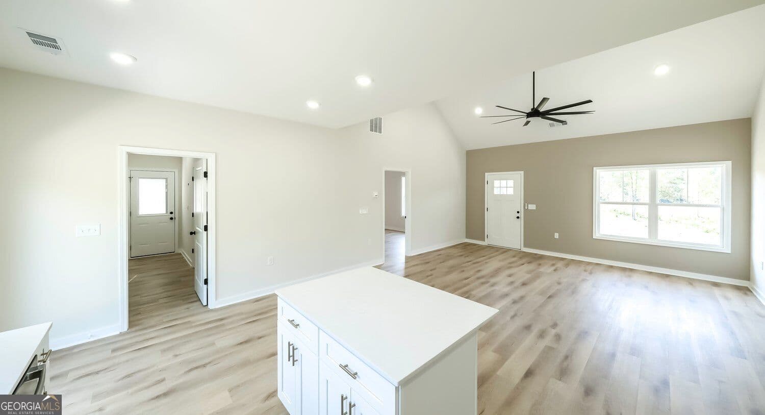 3 bedroom, 2 bathroom, 1,358 sq ft single family residence for sale at 204 Arbacoochee Road, Tallapoosa, GA 30176 — photo 9