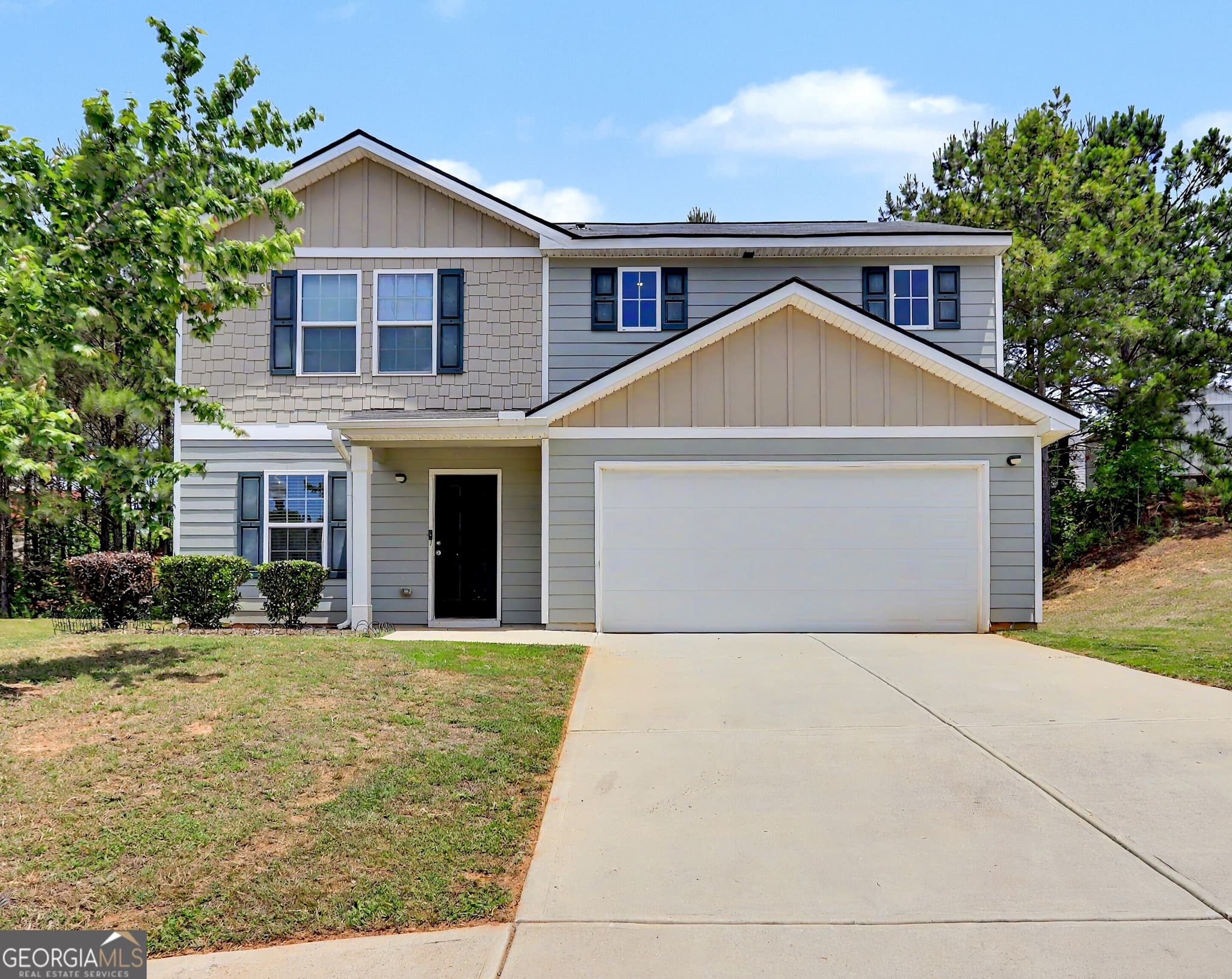 4 bedroom, 3 bathroom, 1,876 sq ft single family residence for sale at 1777 Robinson Court, Griffin, GA 30224 — photo 1 of 43