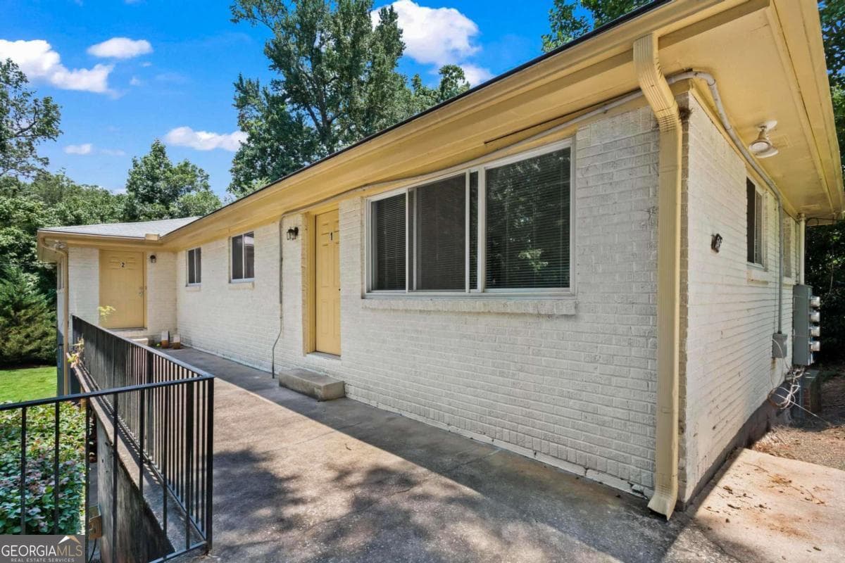 multi family,quadruplex for sale at 545 Oakview Road, Decatur, GA 30030 — photo 2