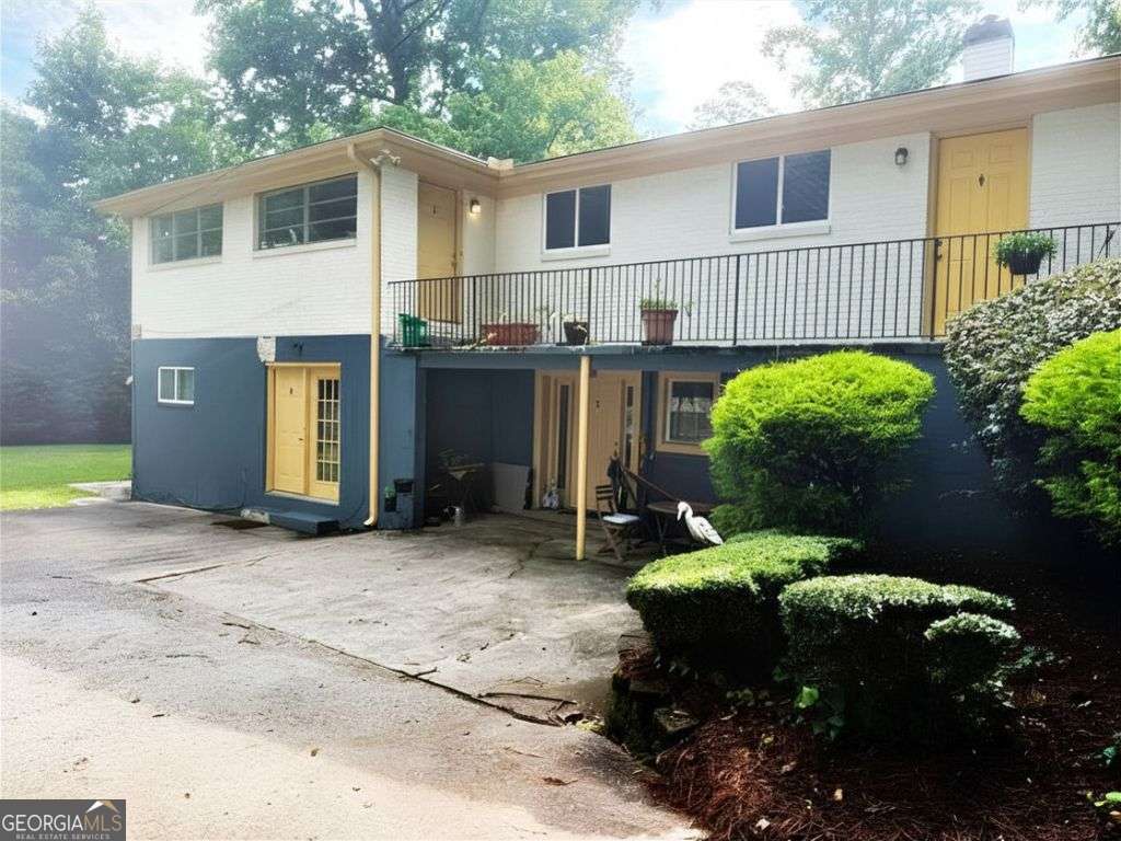 multi family,quadruplex for sale at 545 Oakview Road, Decatur, GA 30030 — photo 3