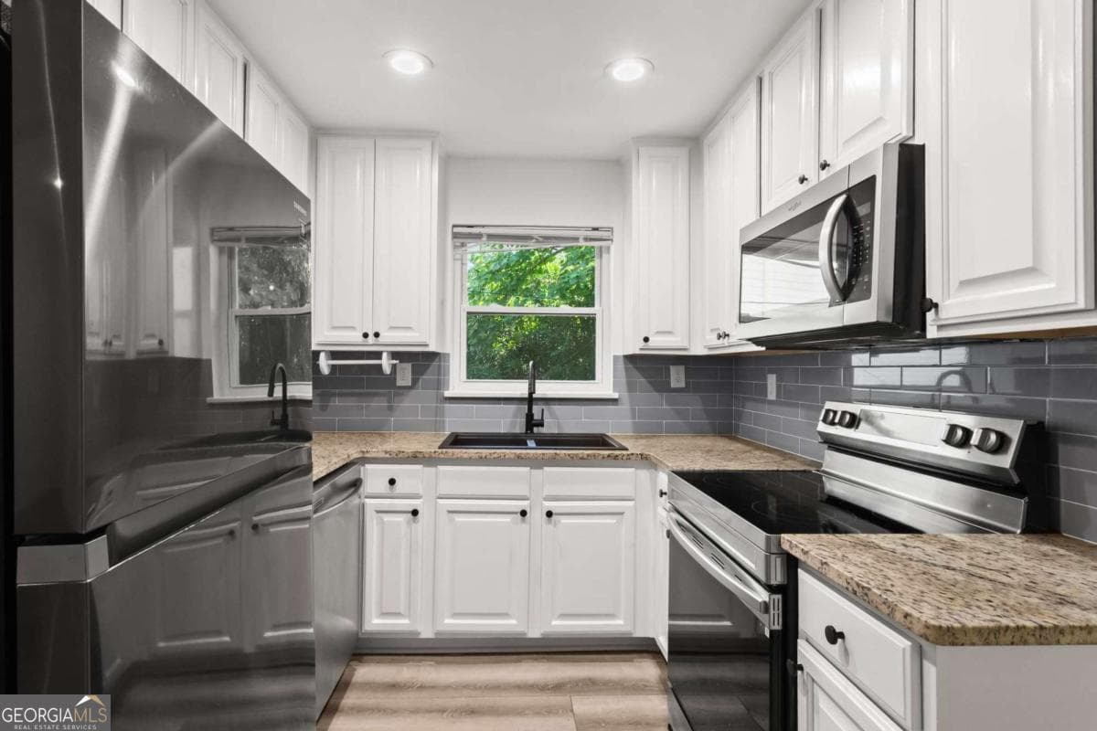 multi family,quadruplex for sale at 545 Oakview Road, Decatur, GA 30030 — photo 10