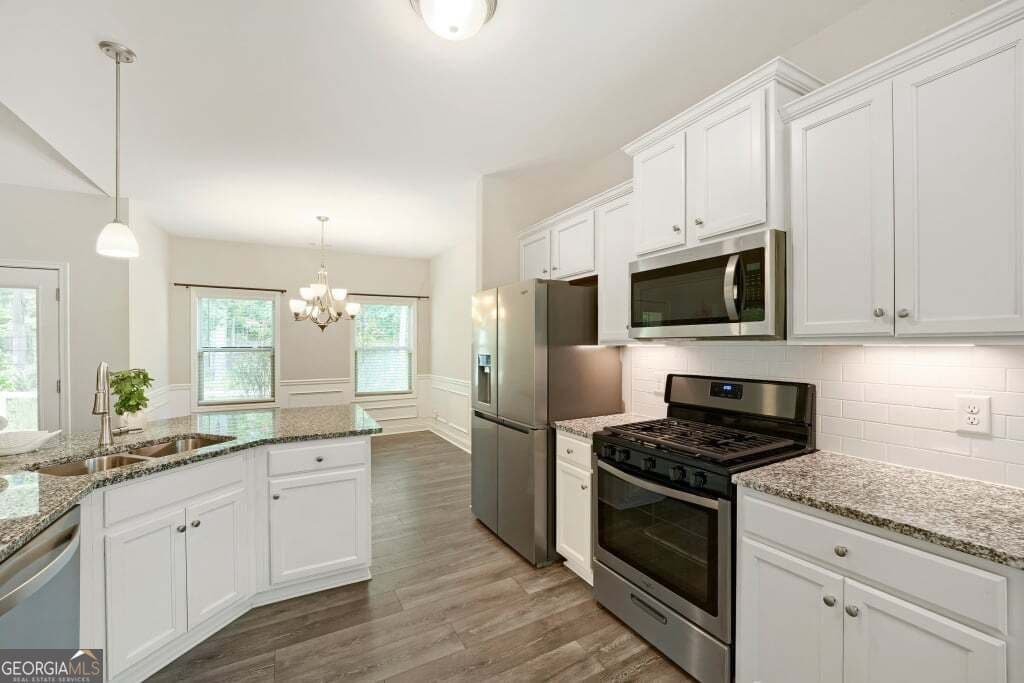 3 bedroom, 2 bathroom, 1,703 sq ft single family residence for sale at 415 Smallwood Lane, Douglasville, GA 30134 — photo 10