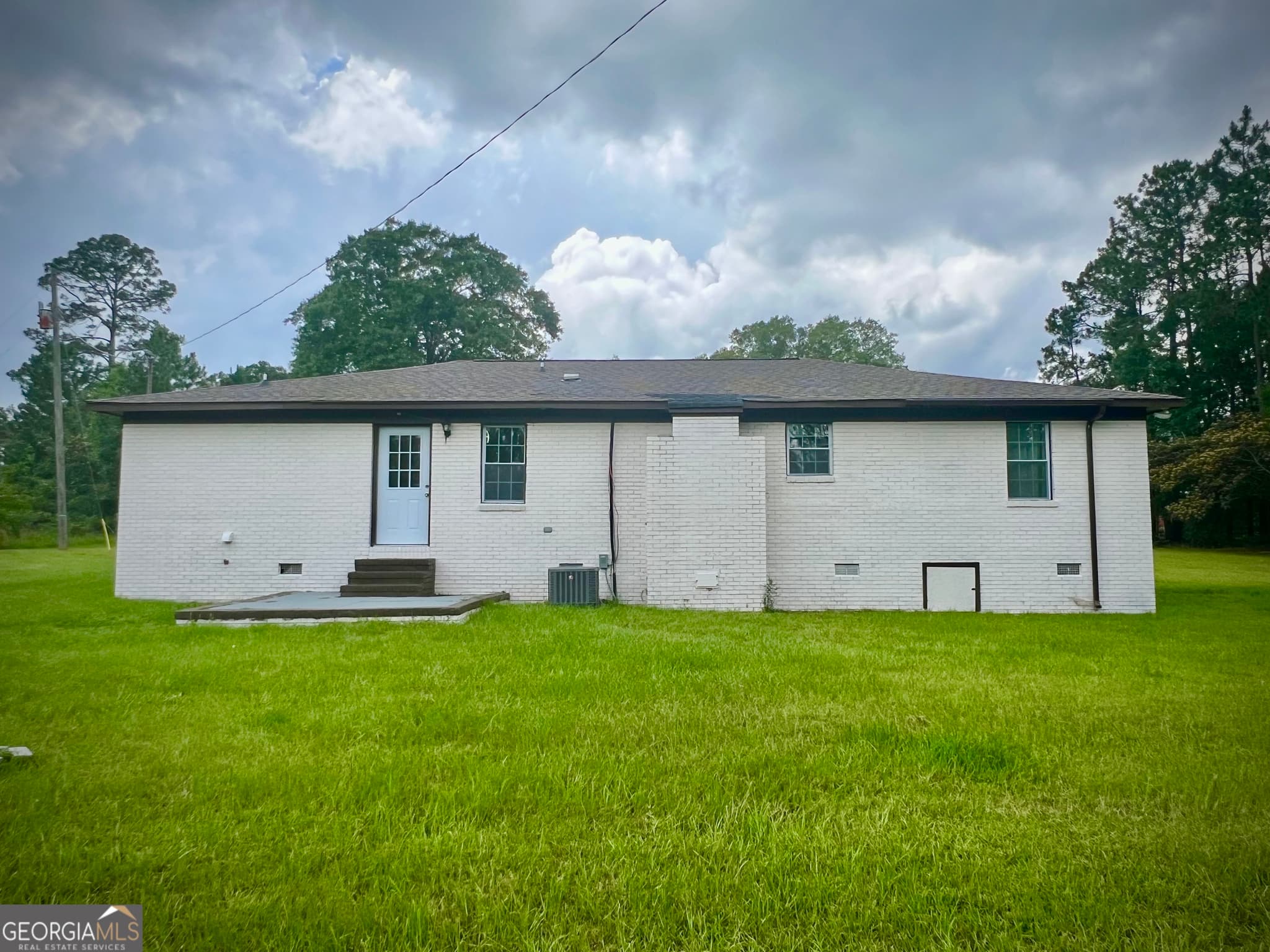 3 bedroom, 2 bathroom, 1,438 sq ft single family residence for sale at 1962 Anderson Road, Rentz, GA 31075 — photo 3