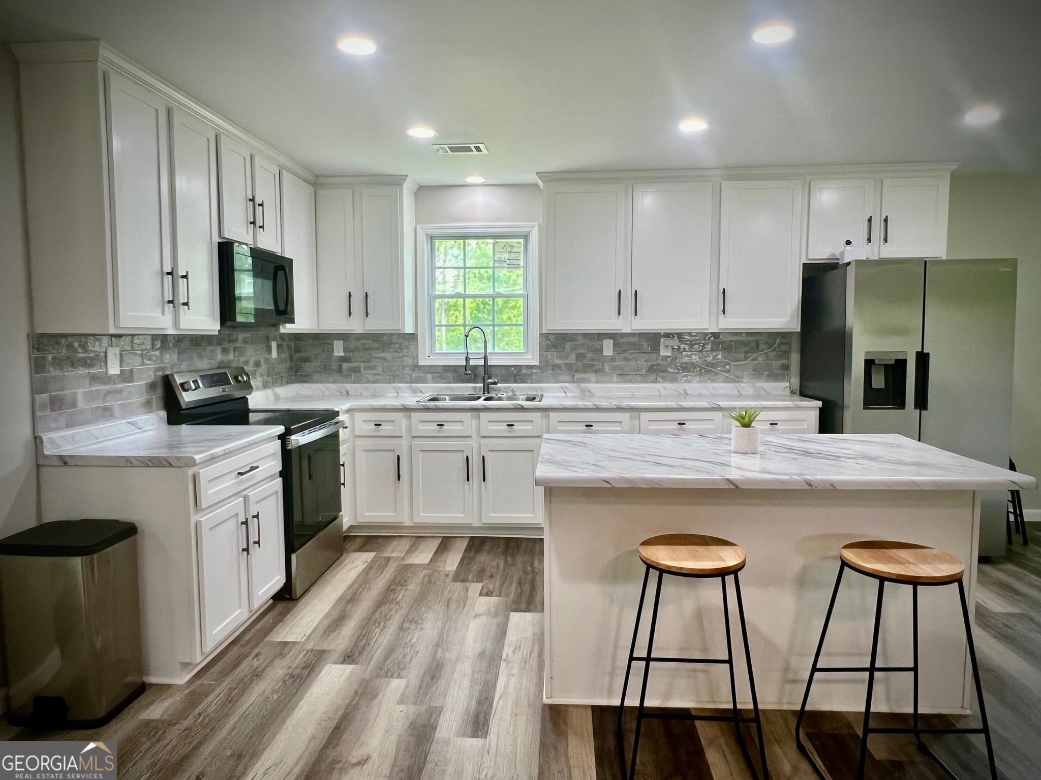 3 bedroom, 2 bathroom, 1,438 sq ft single family residence for sale at 1962 Anderson Road, Rentz, GA 31075 — photo 4
