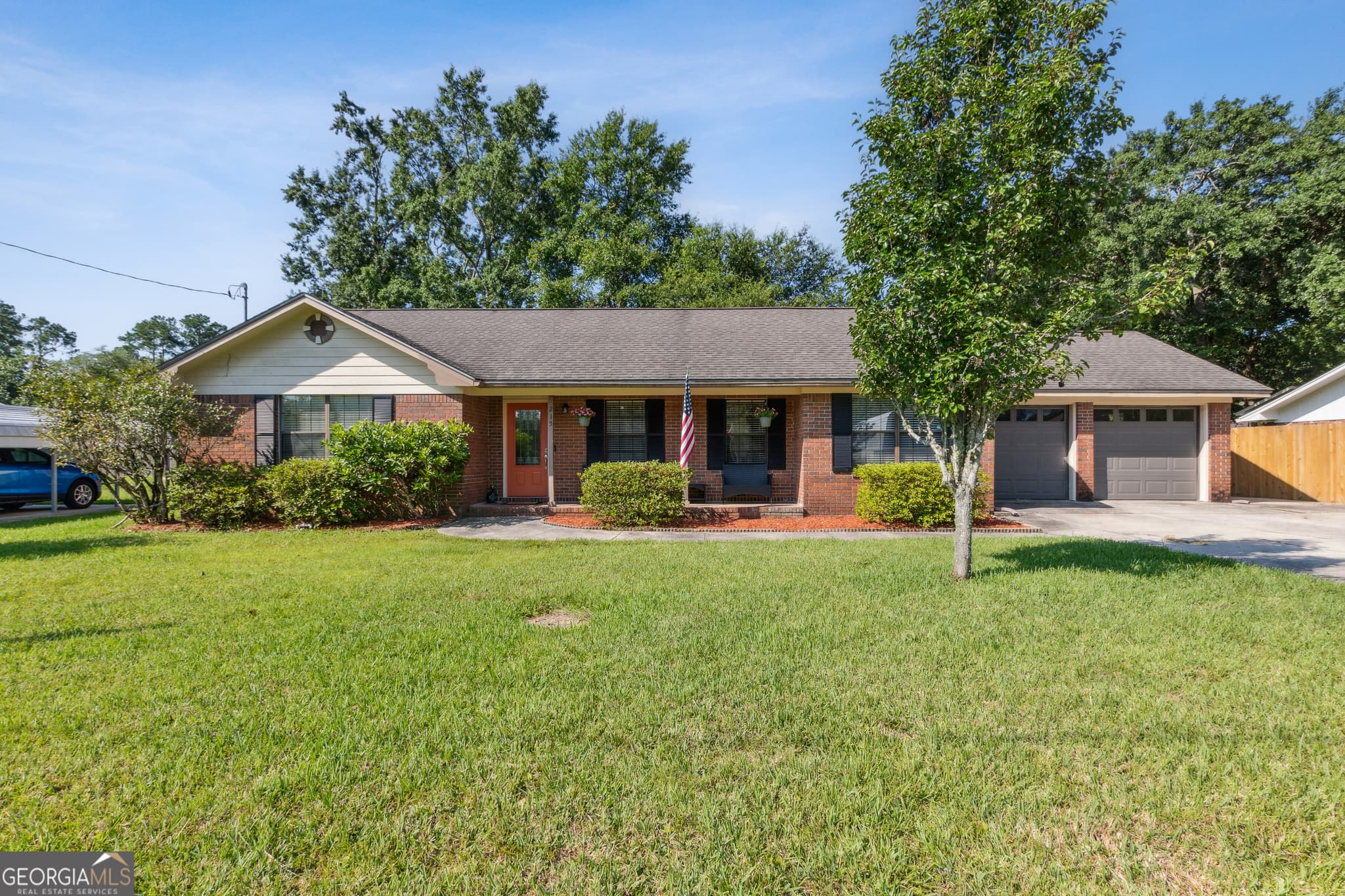 215 W Peach Avenue, Kingsland, GA 31548 — most recent listing photo