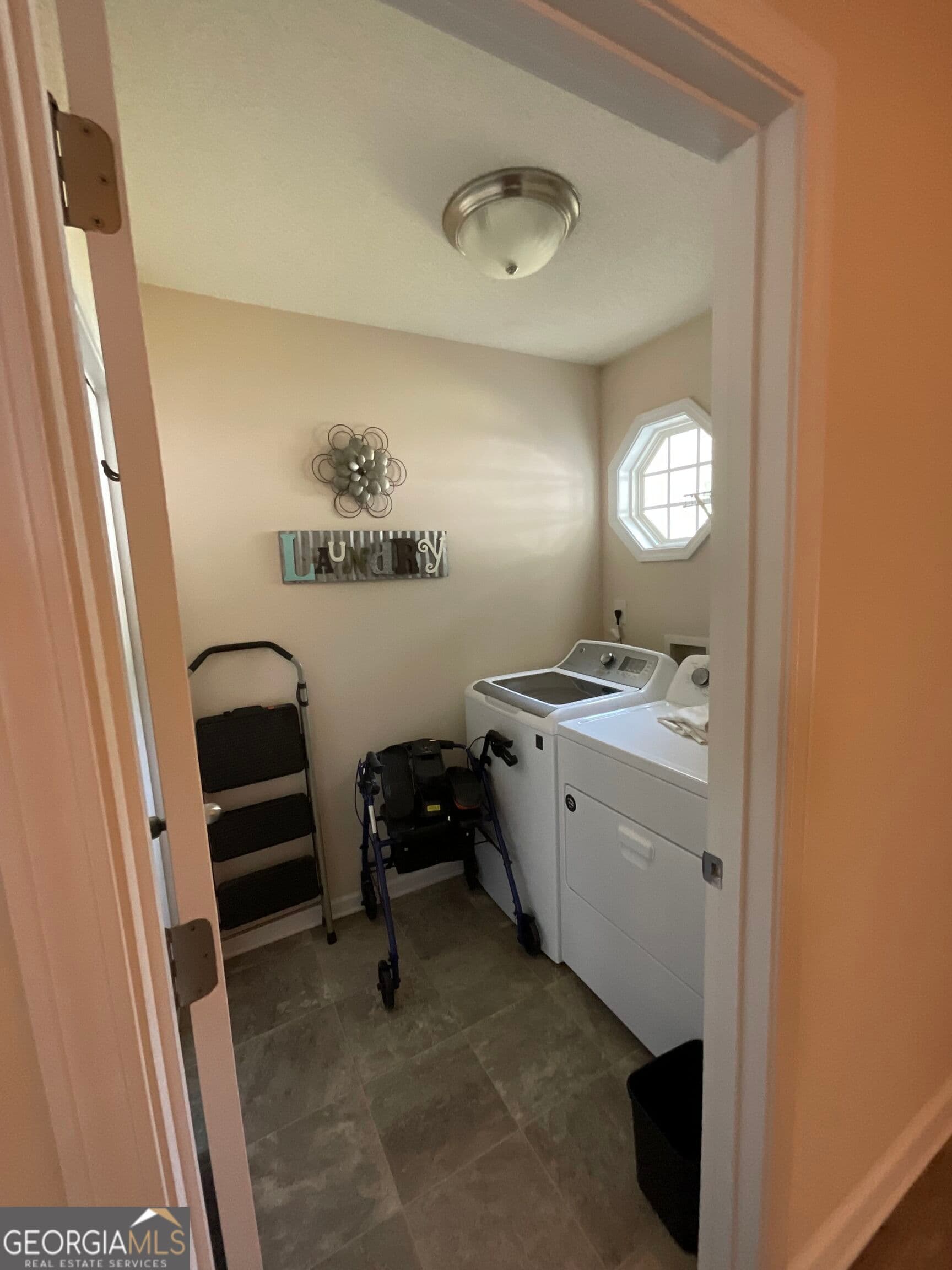 2 bedroom, 2 bathroom, 1,365 sq ft single family residence for sale at 49 Stony Oak Drive, Newnan, GA 30263 — photo 7