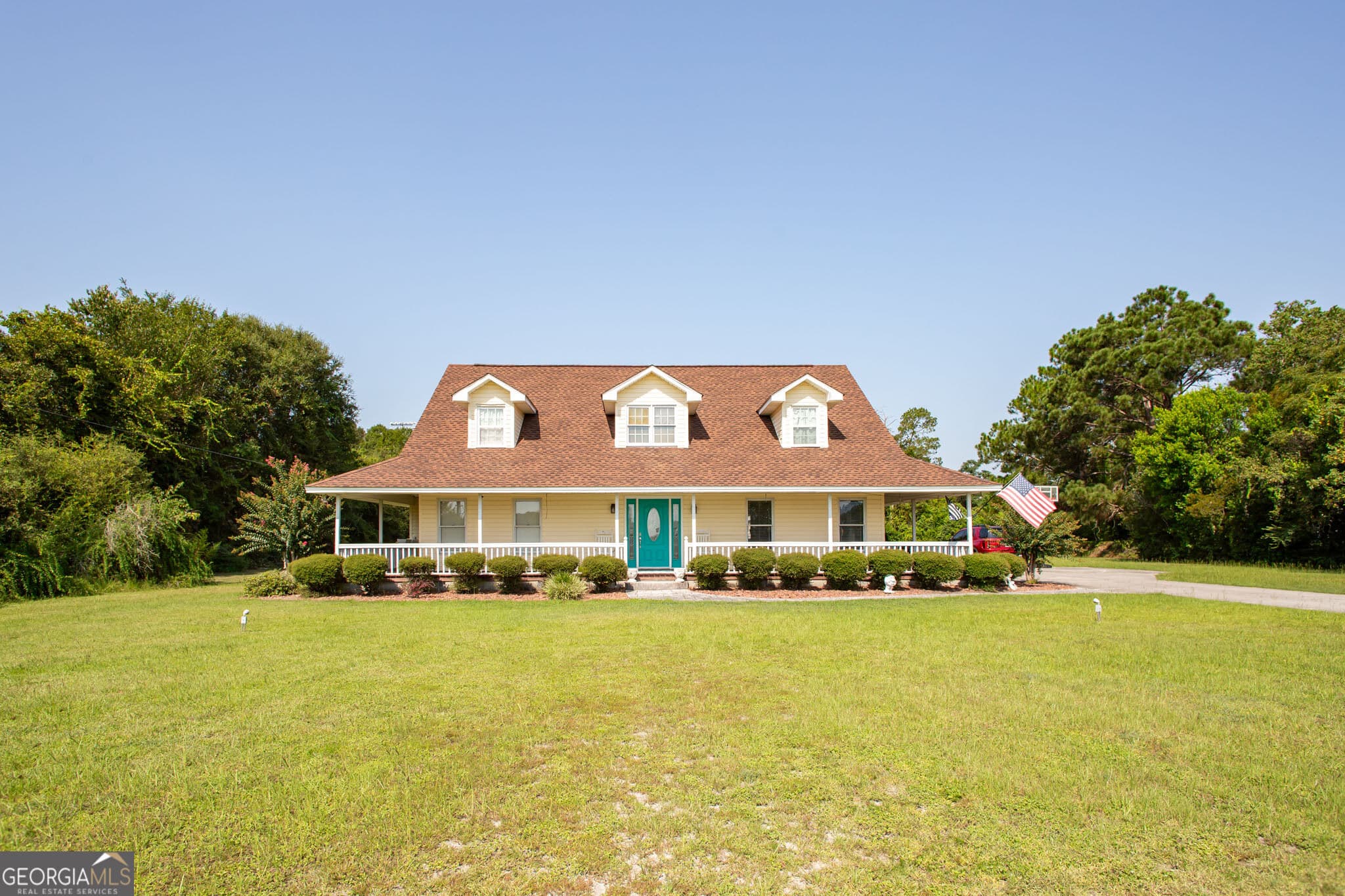 3 bedroom, 3.5 bathroom, 2,686 sq ft single family residence for sale at 1639 Red Keen Road, Waycross, GA 31503