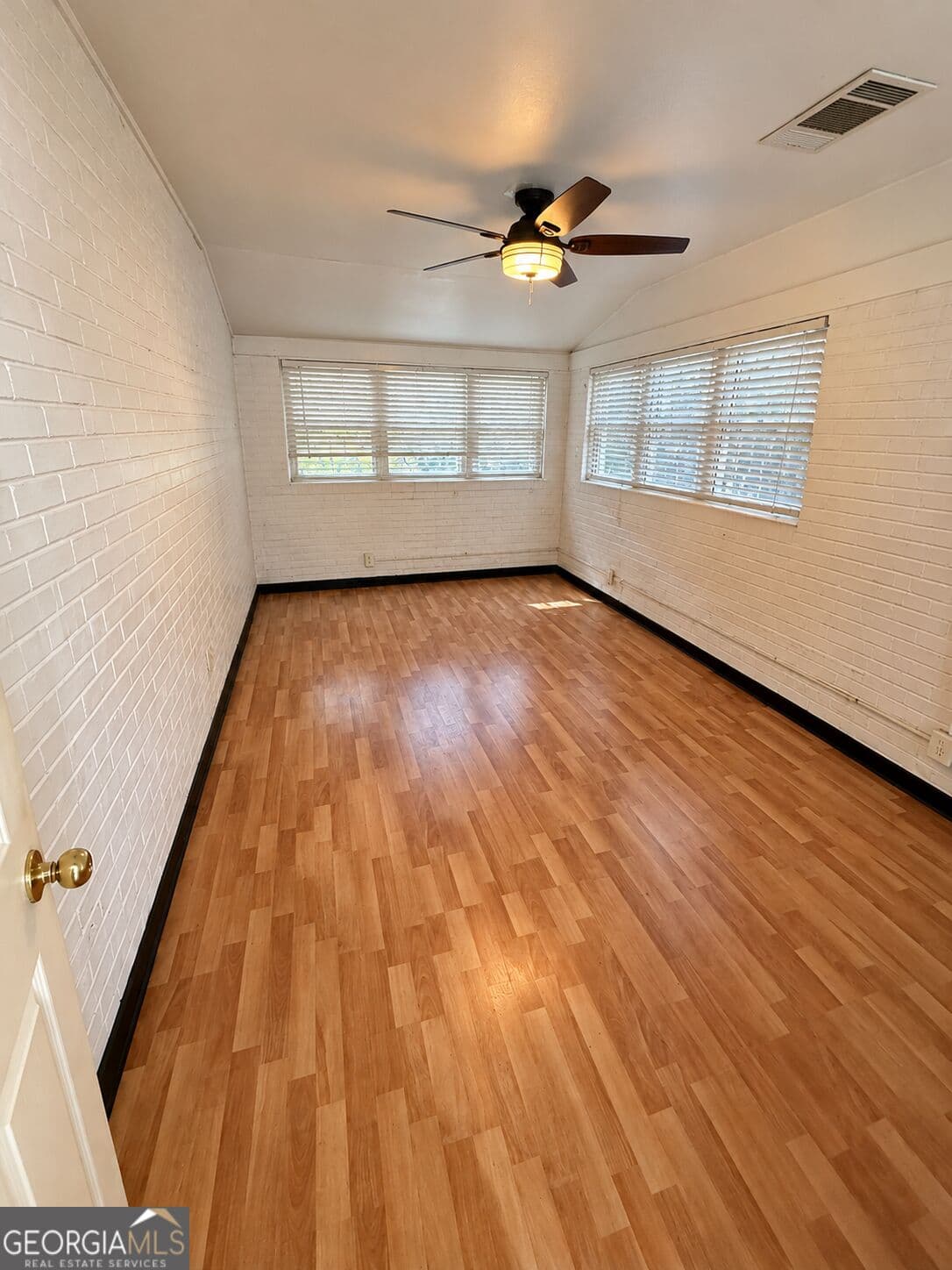 multi family,duplex for sale at 3157 Old Jonesboro Road, Hapeville, GA 30354 — photo 10