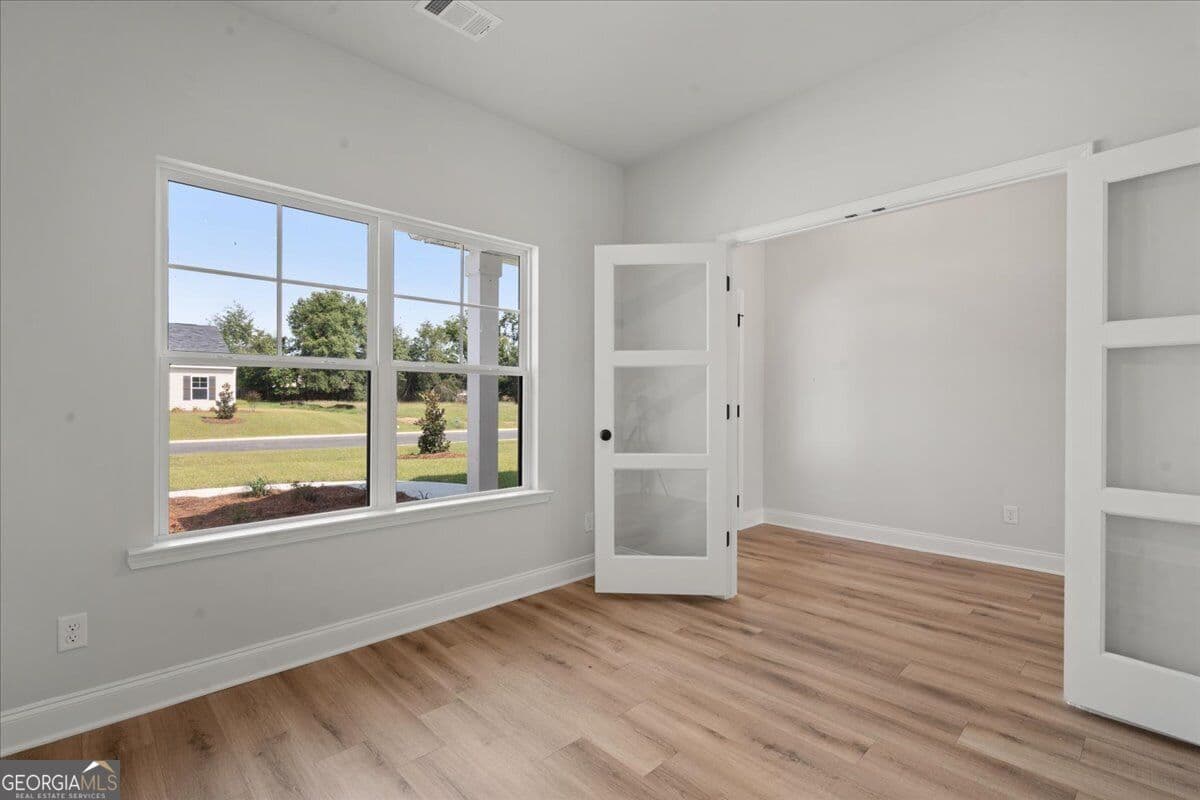 4 bedroom, 2 bathroom, 1,909 sq ft single family residence under contract at 205 Palmetto Loop, Vidalia, GA 30474 — photo 8