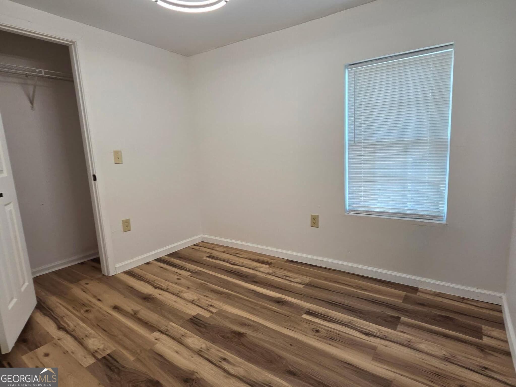 3 bedroom, 2 bathroom, 995 sq ft single family residence under contract at 2336 Woodlawn, Tifton, GA 31794 — photo 9